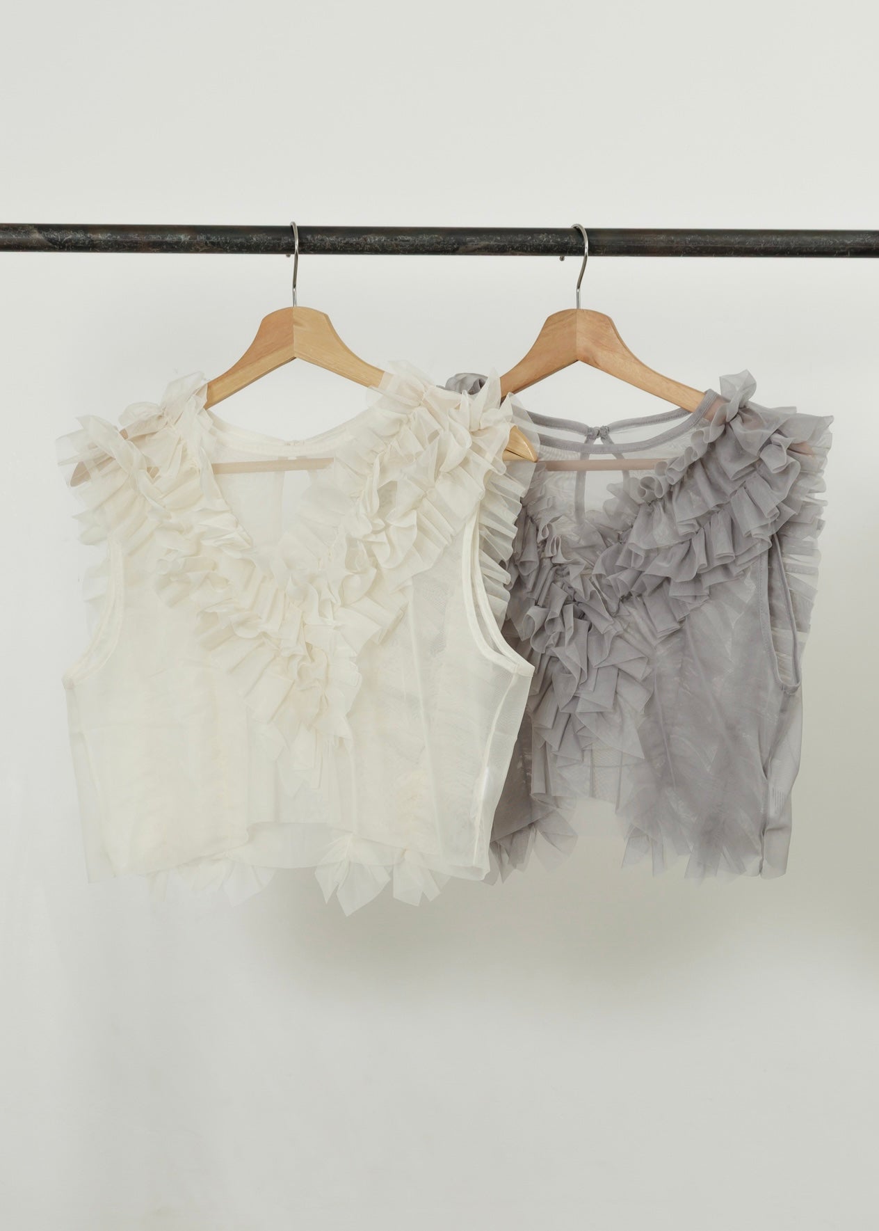 TULLE FRILL VEST