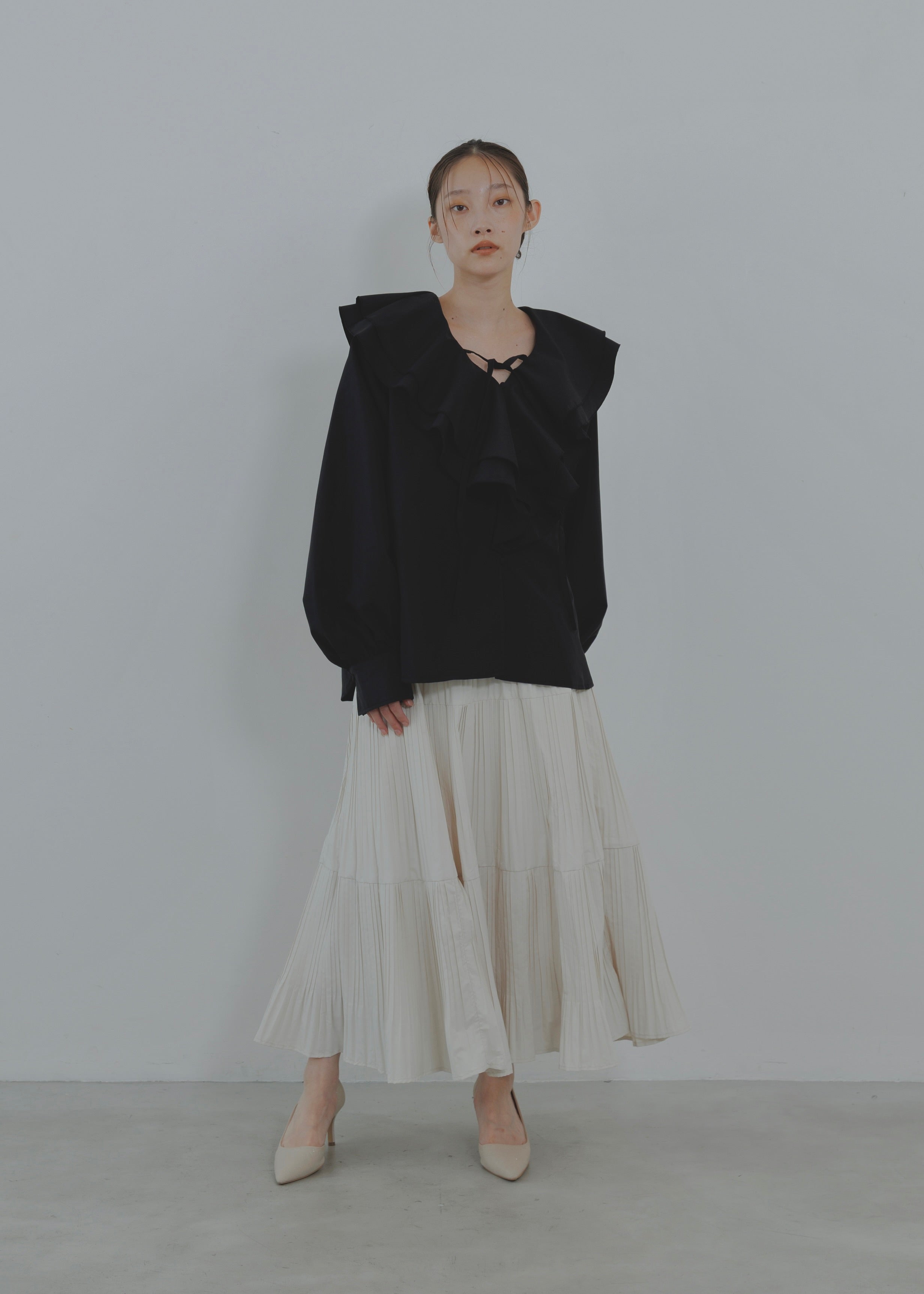 TIERED PLEATS SKIRT