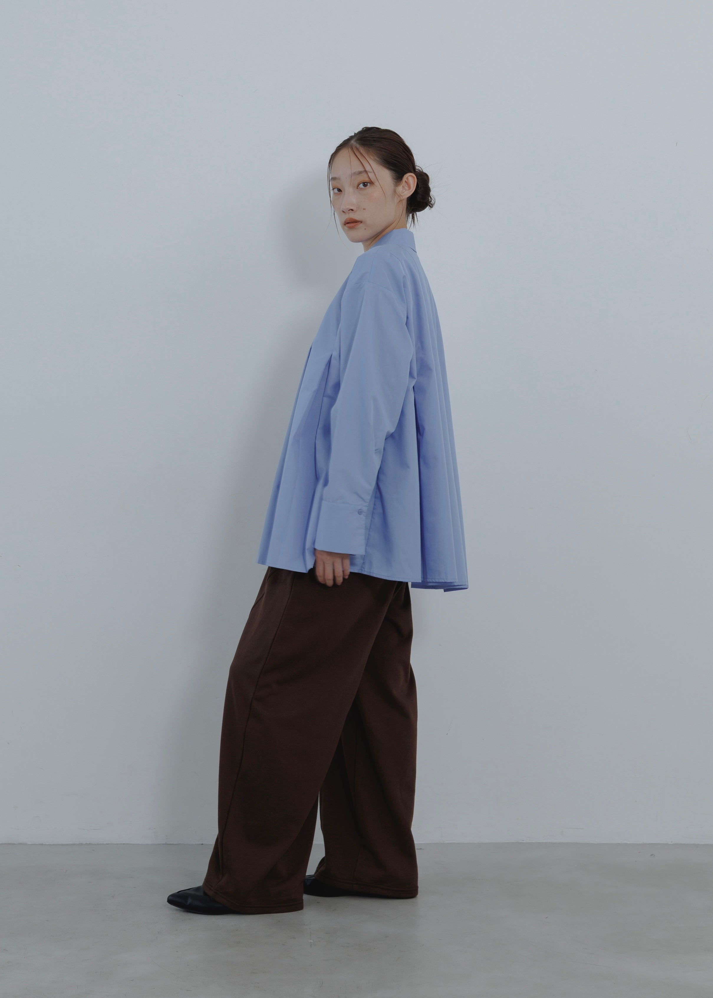 BROAD PLEATS SHIRT
