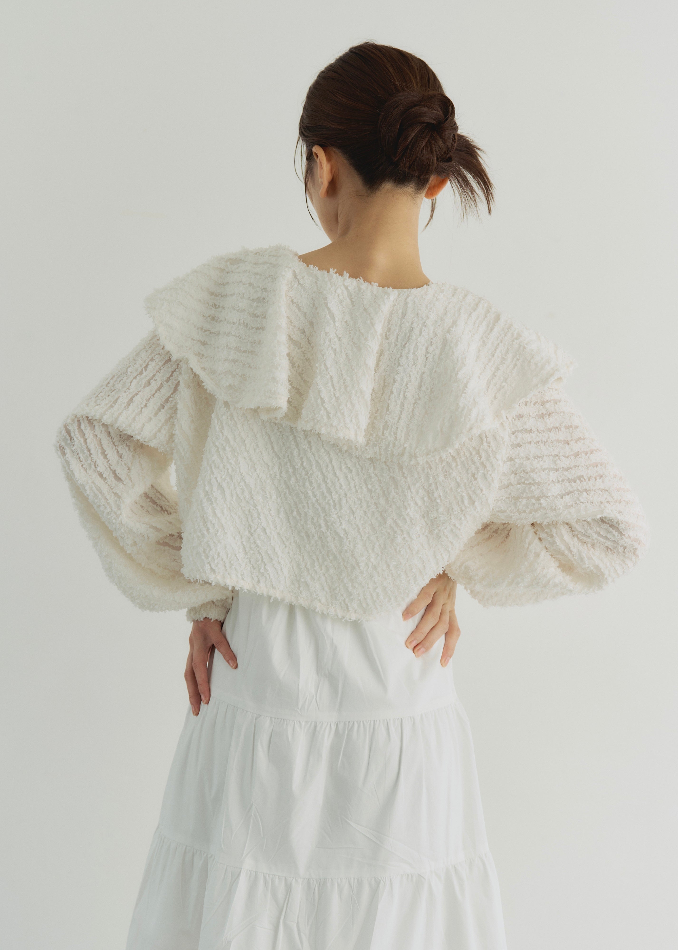 FRINGE CROPPED BLOUSE