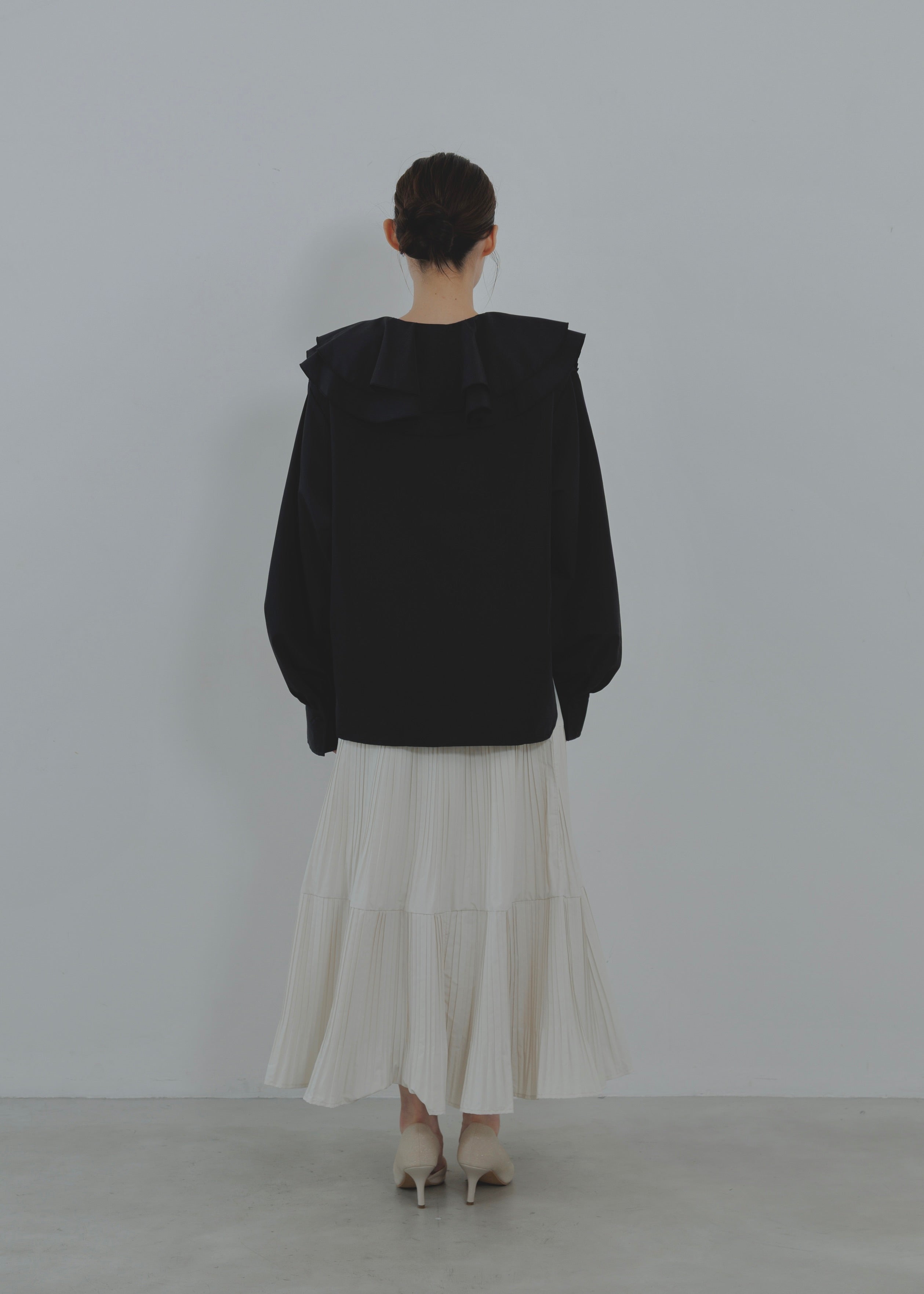 TIERED PLEATS SKIRT