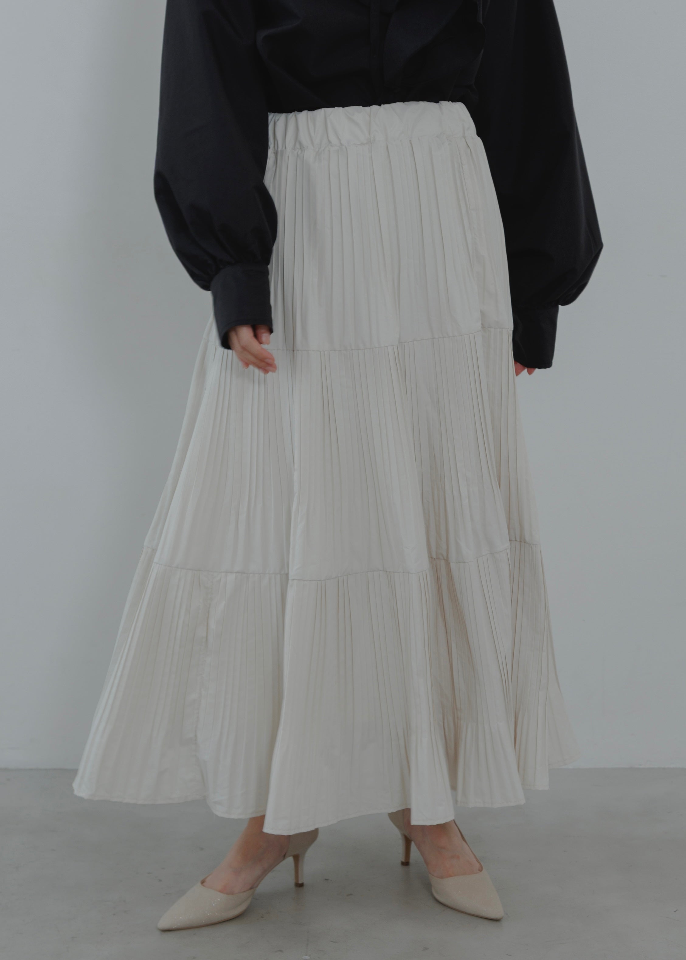 TIERED PLEATS SKIRT