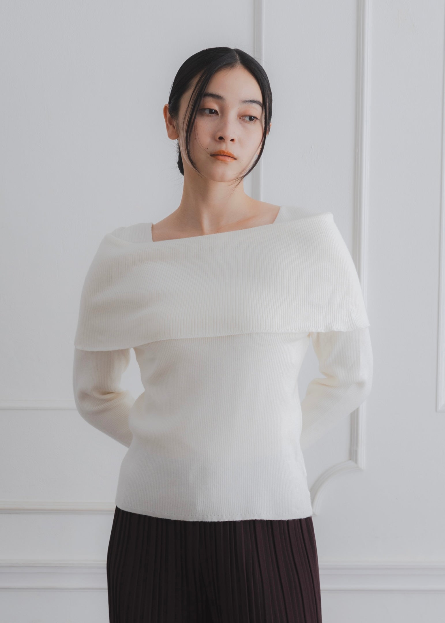 OFF SHOULDER KNIT TOP