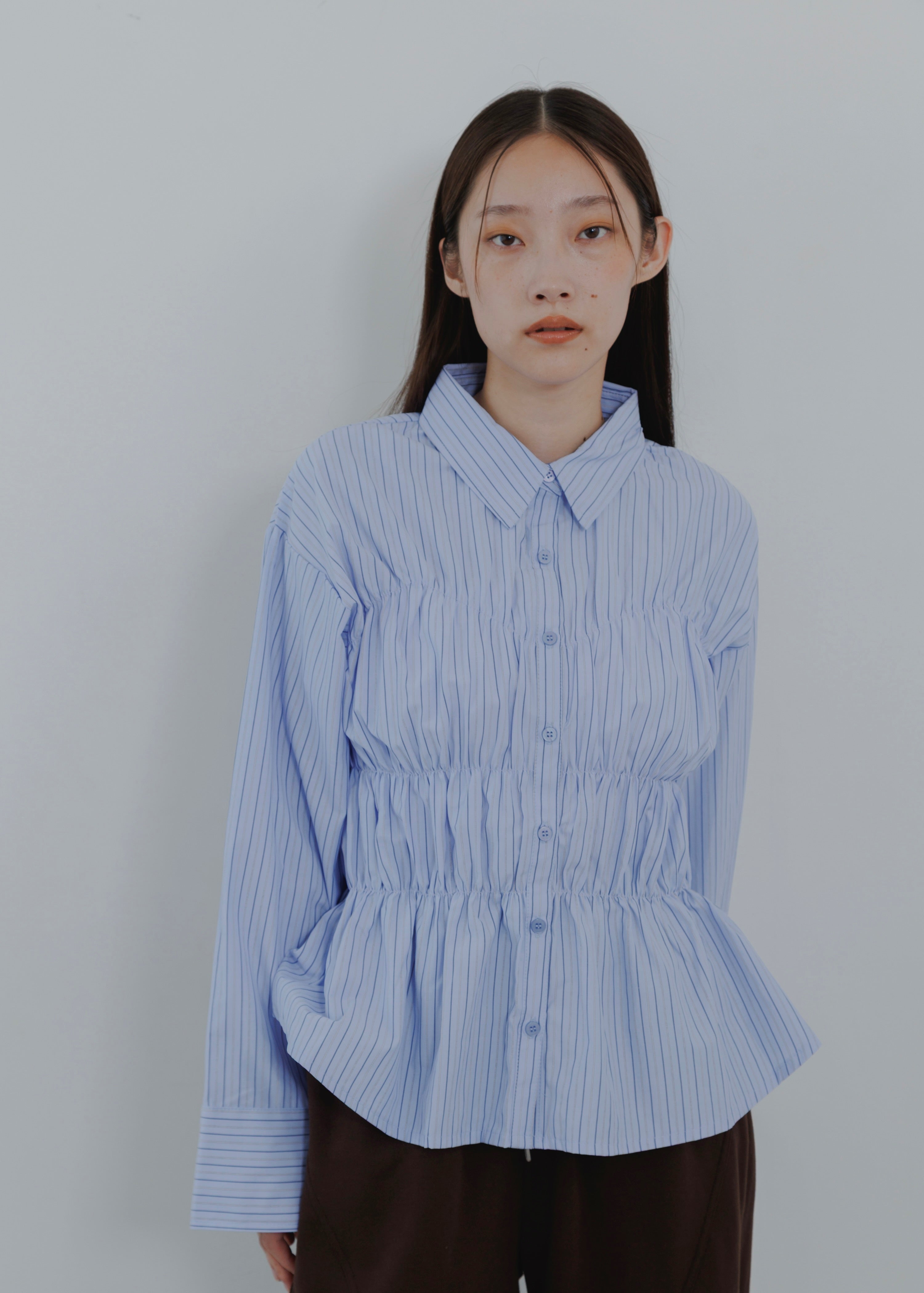 STRIPE SHIRRING SHIRT