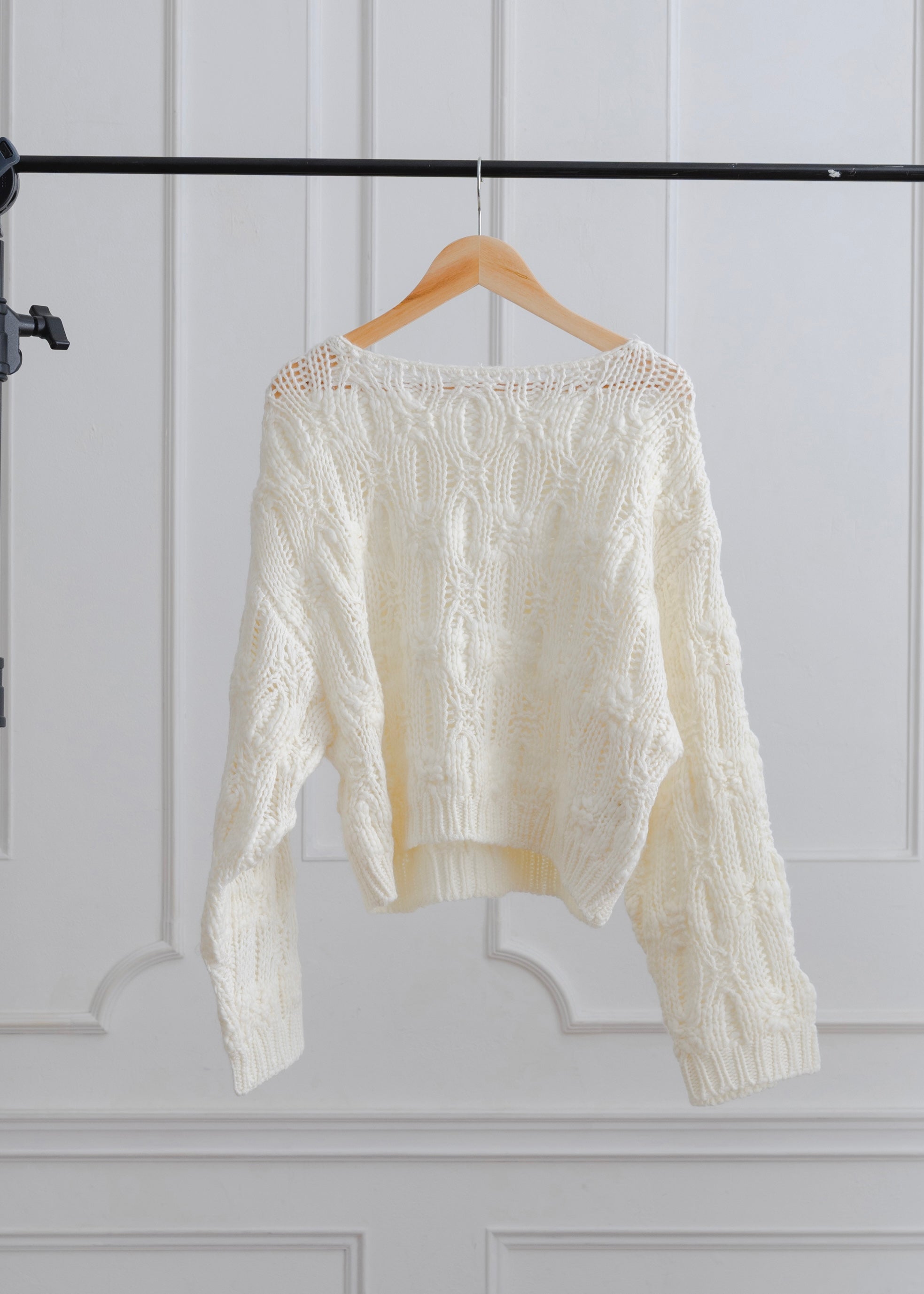 CROPPED KNIT PULLOVER