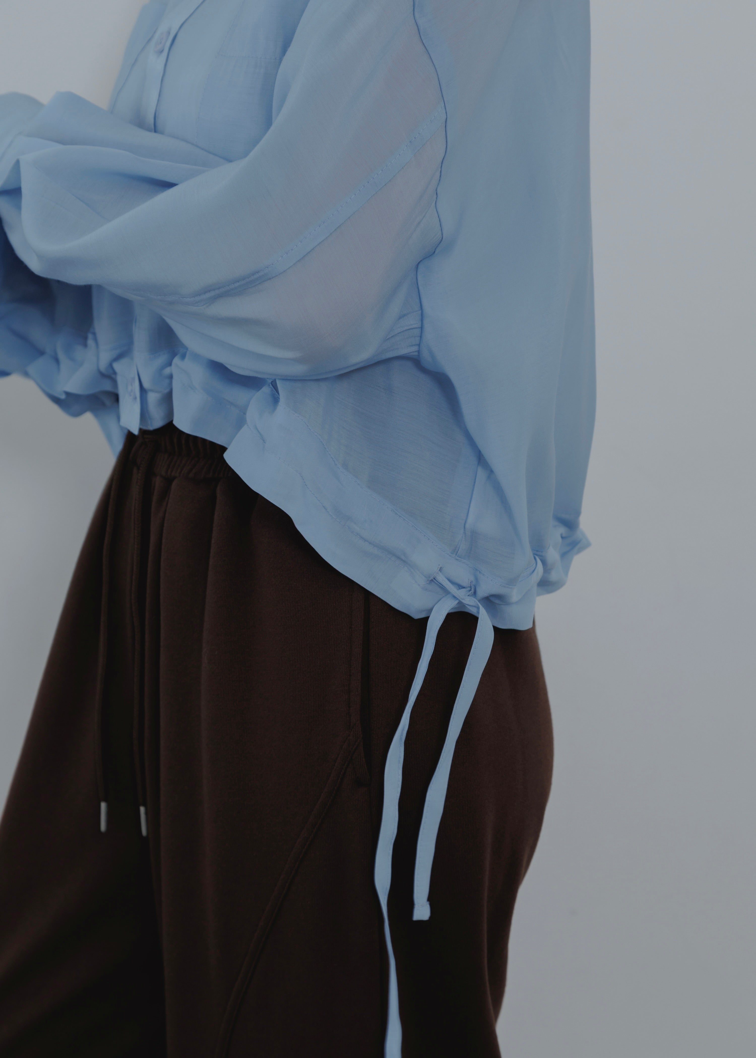 SHEER GATHER SHORT BLOUSE