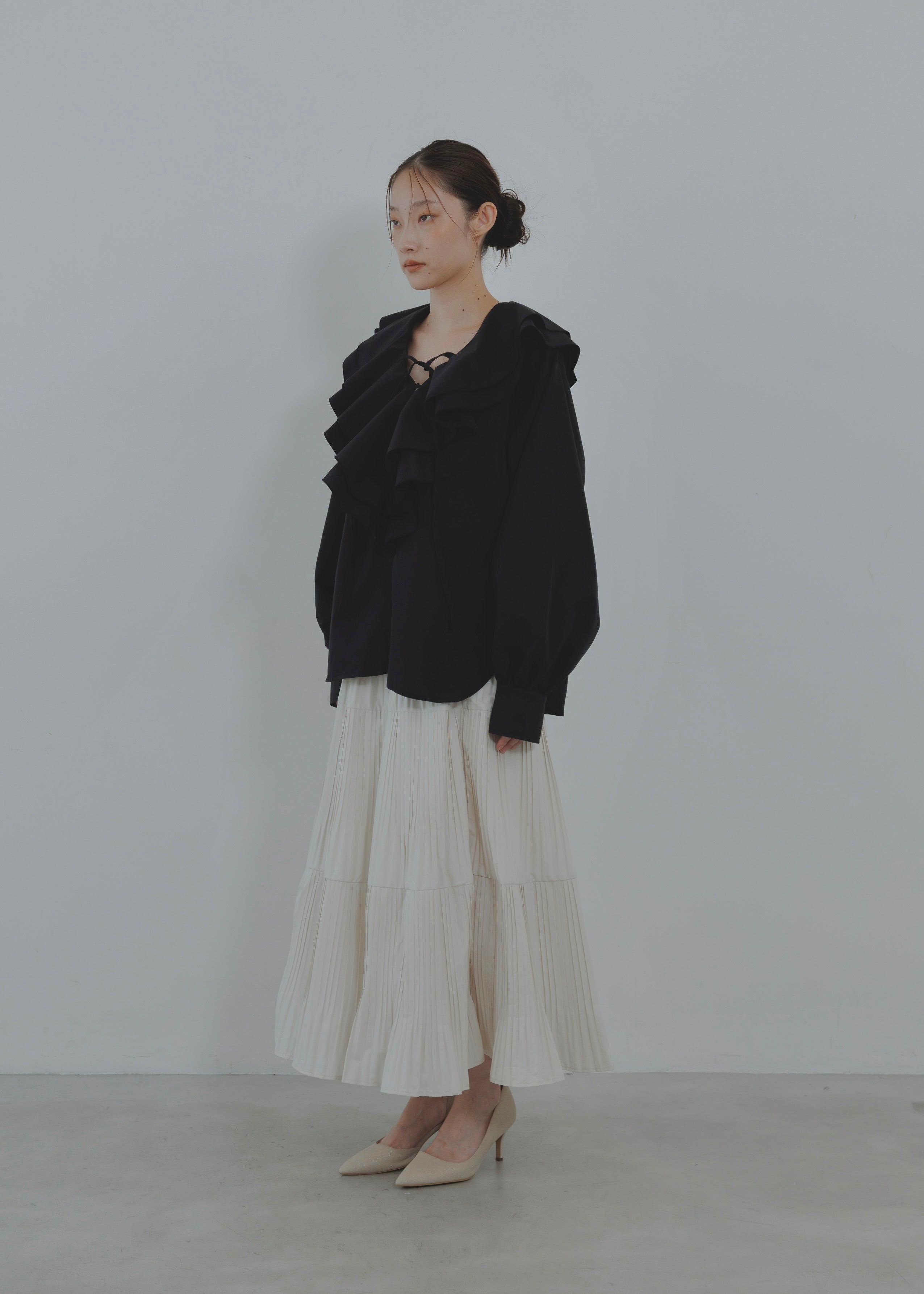 TIERED PLEATS SKIRT
