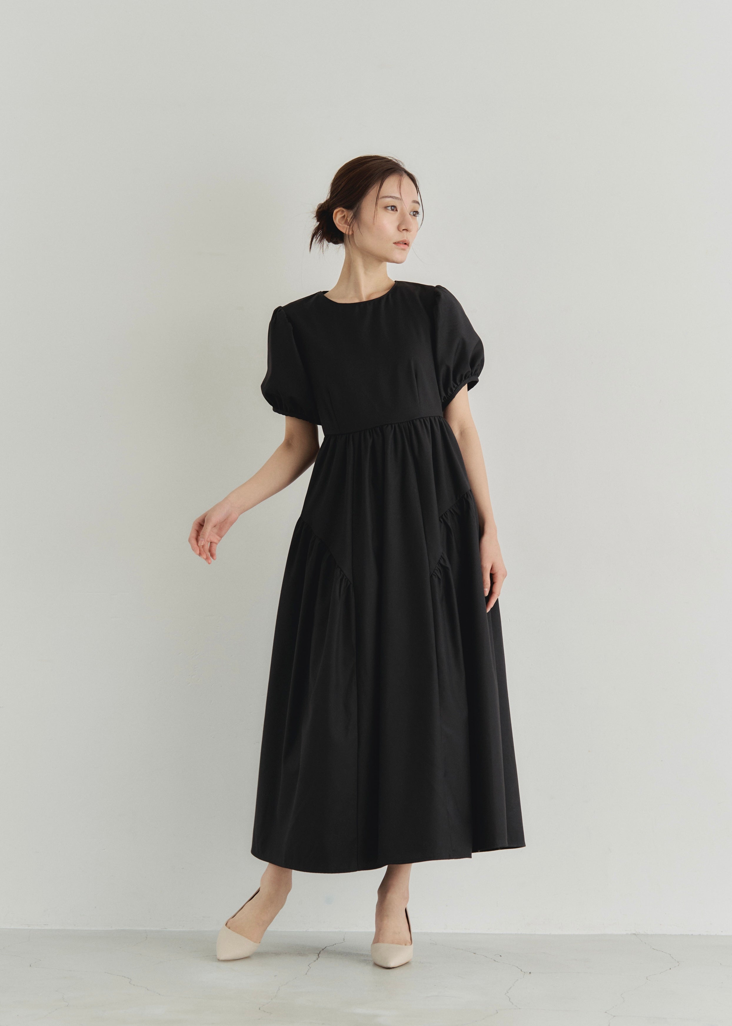 PUFF SLEEVE RIBBON DRESS