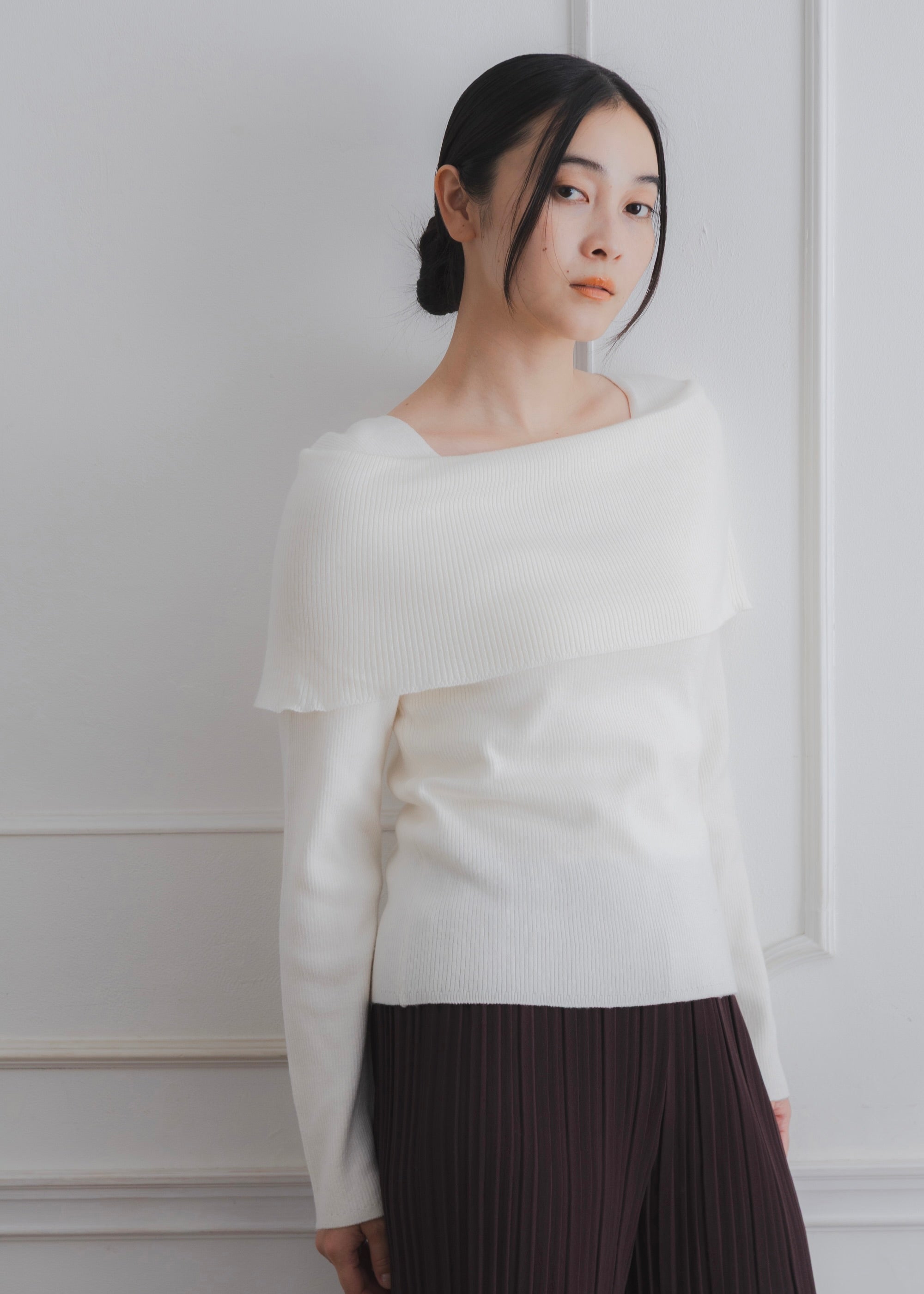 OFF SHOULDER KNIT TOP