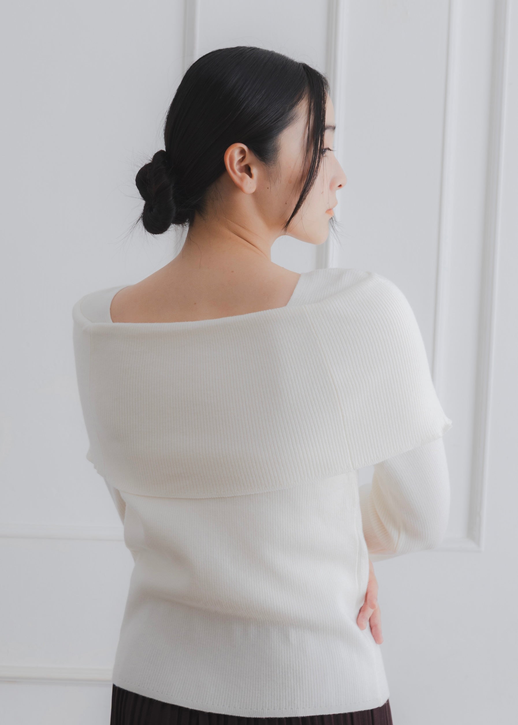 OFF SHOULDER KNIT TOP