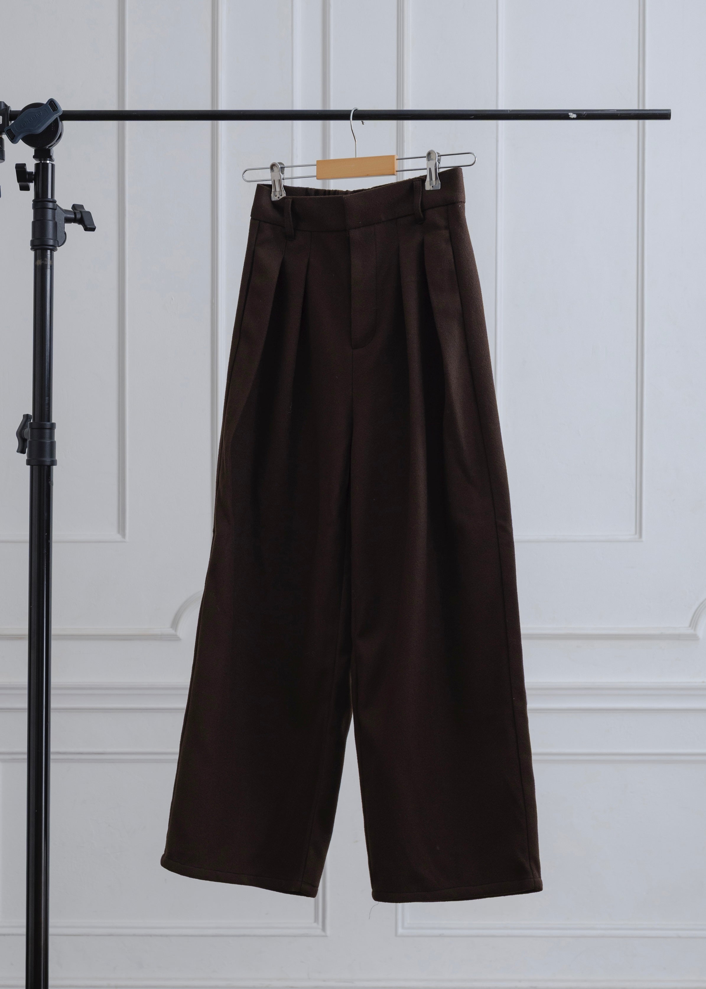 FAUX WOOL TUCK PANTS