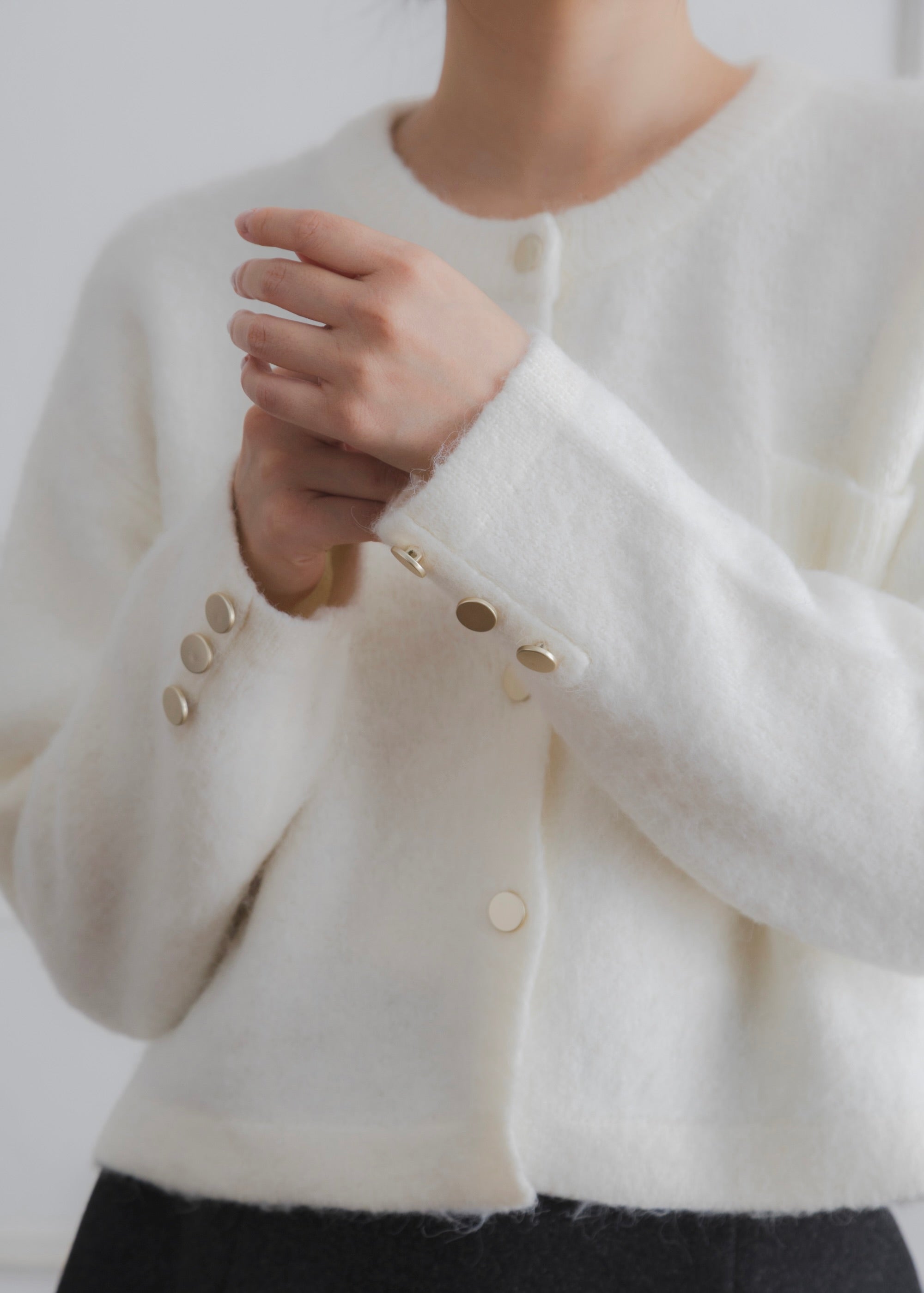 CROPPED SHAGGY CARDIGAN