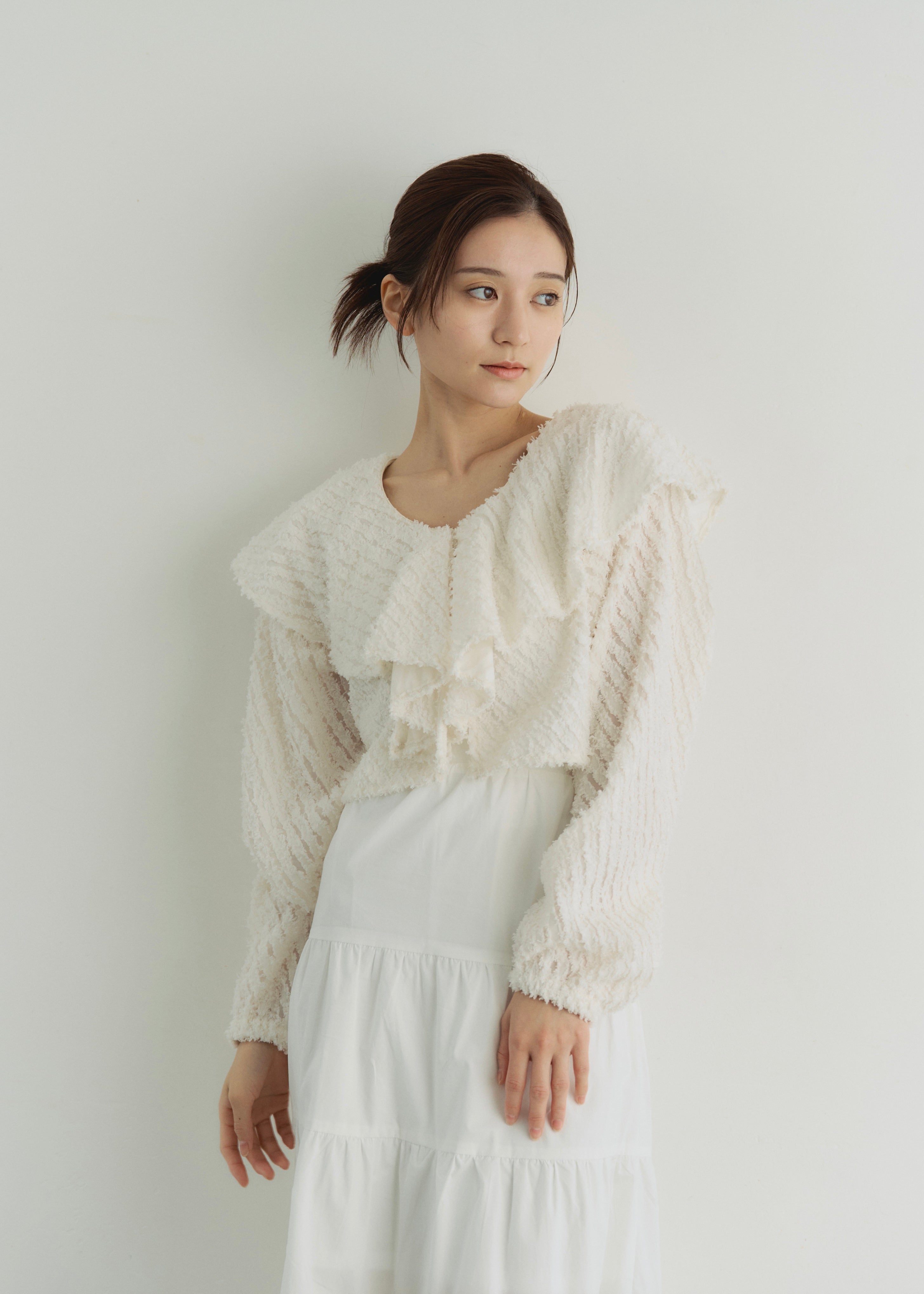 FRINGE CROPPED BLOUSE