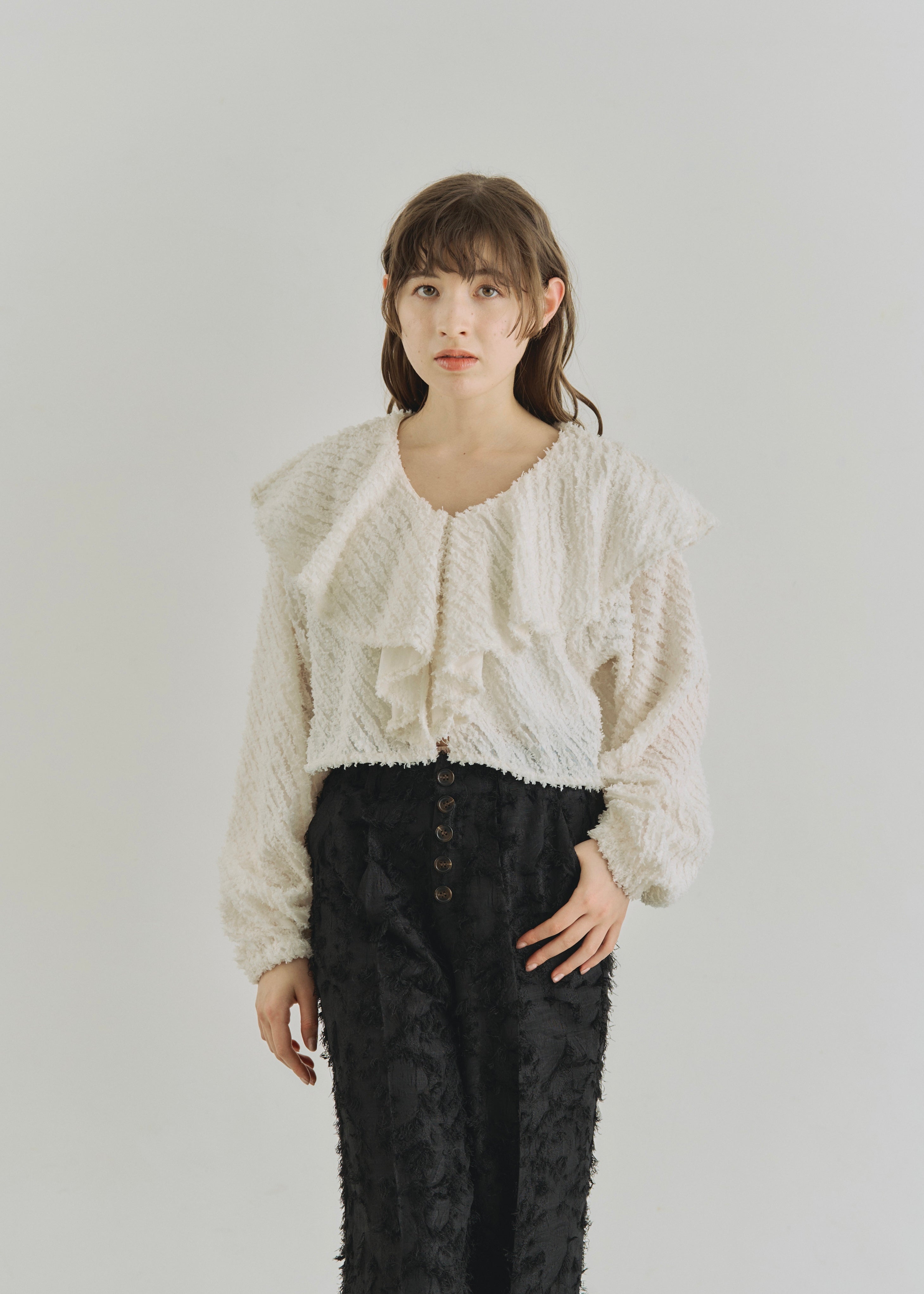FRINGE CROPPED BLOUSE