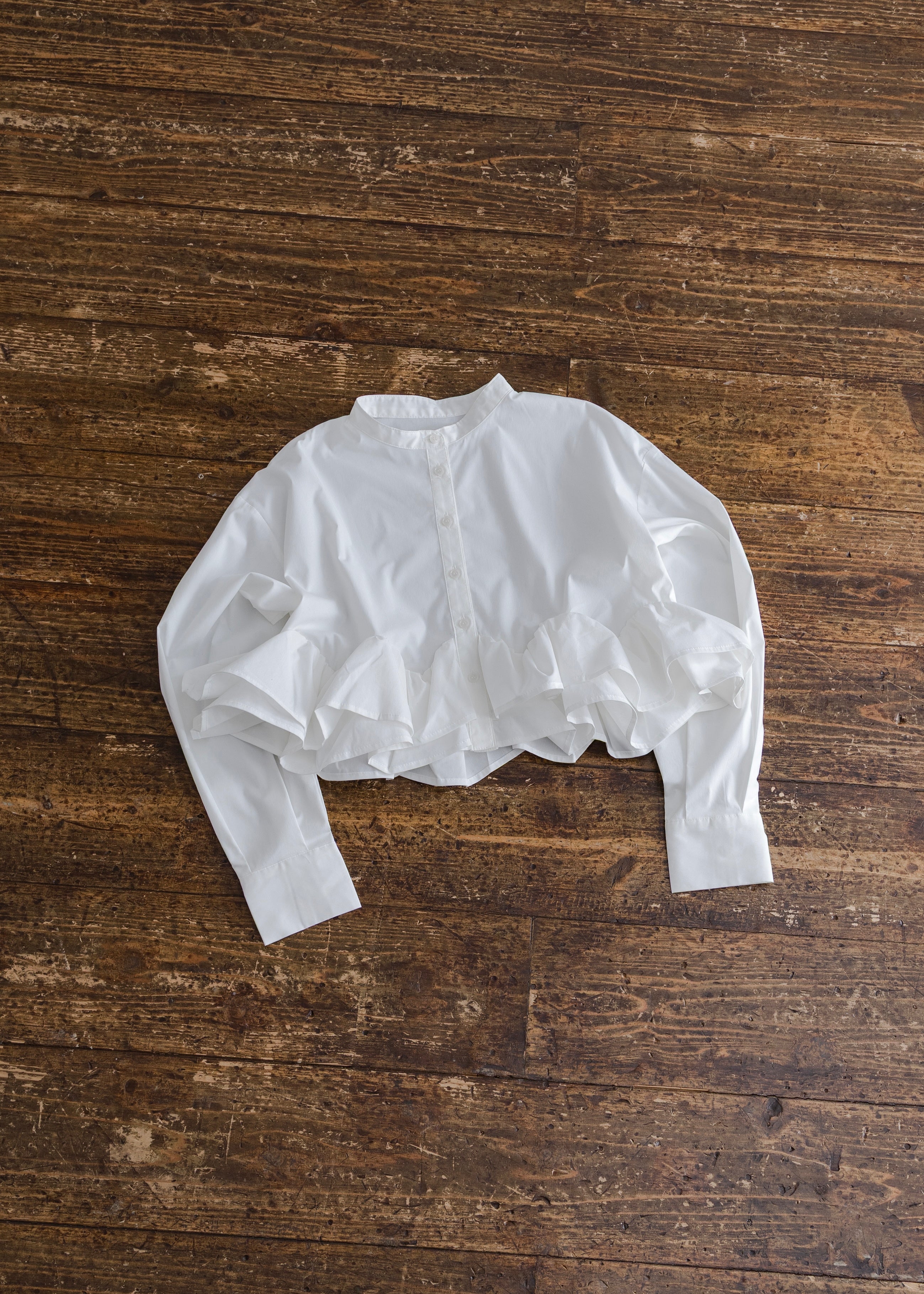 FRILL HEM BLOUSE