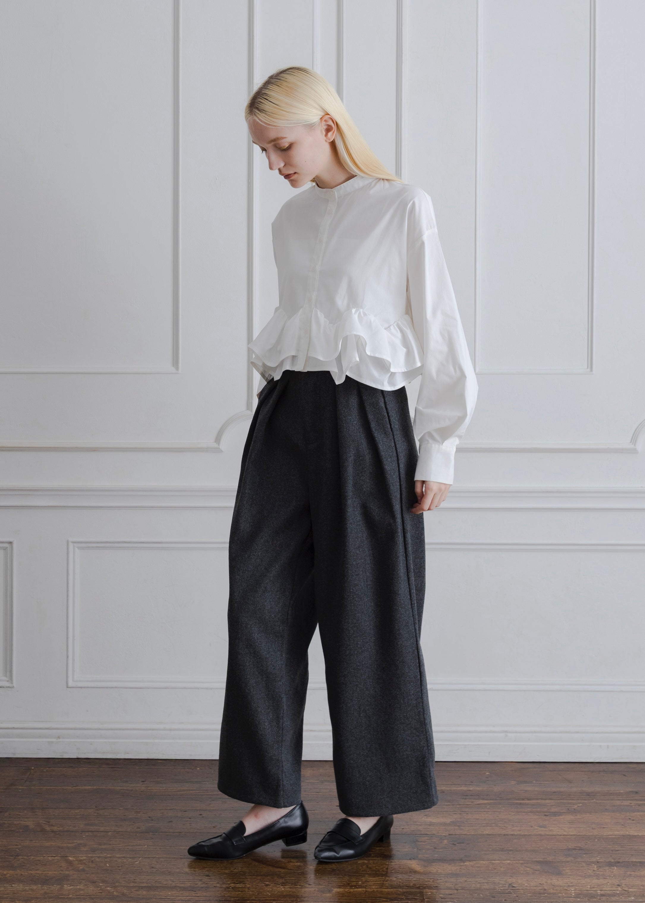 FRILL HEM BLOUSE