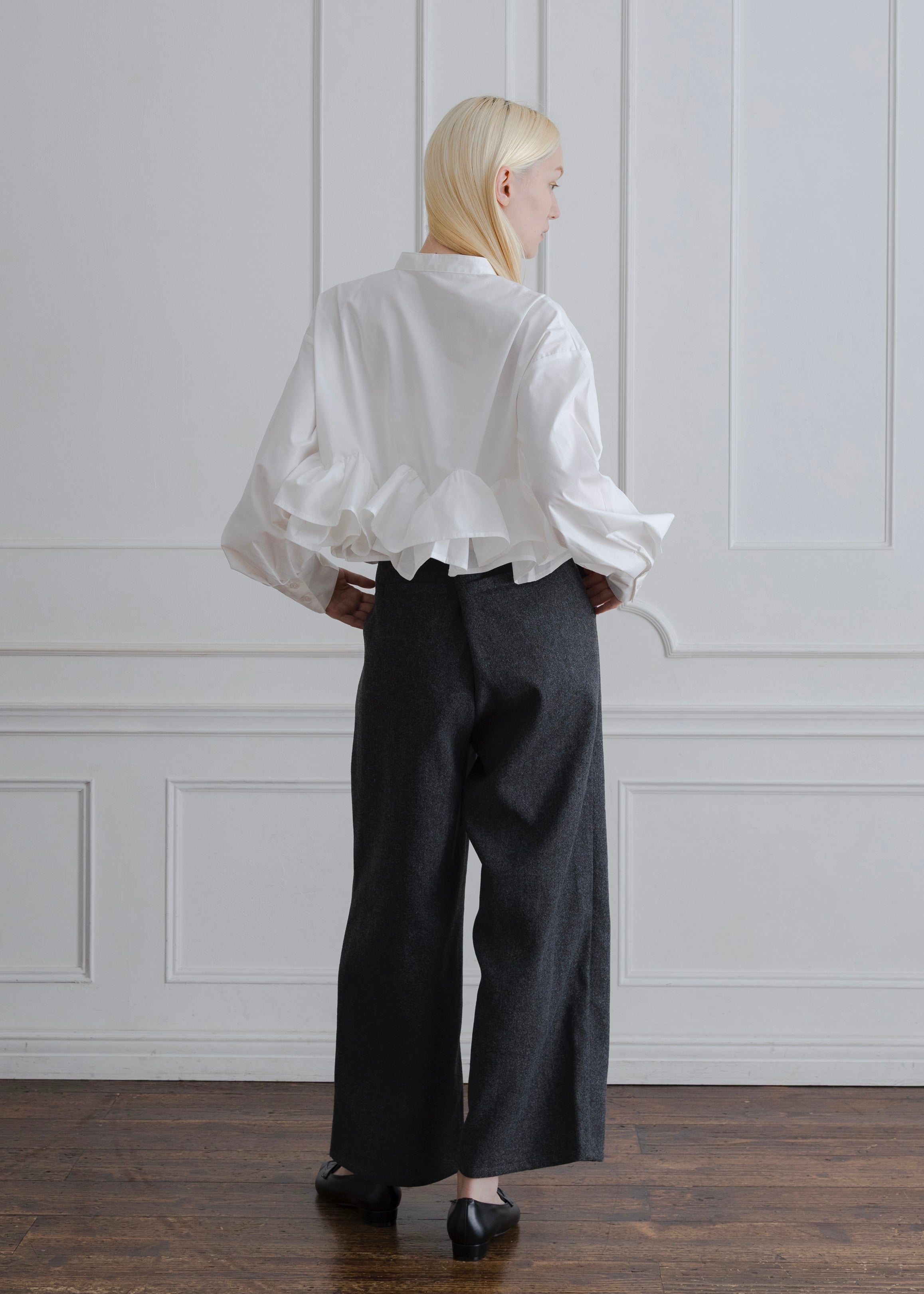FRILL HEM BLOUSE
