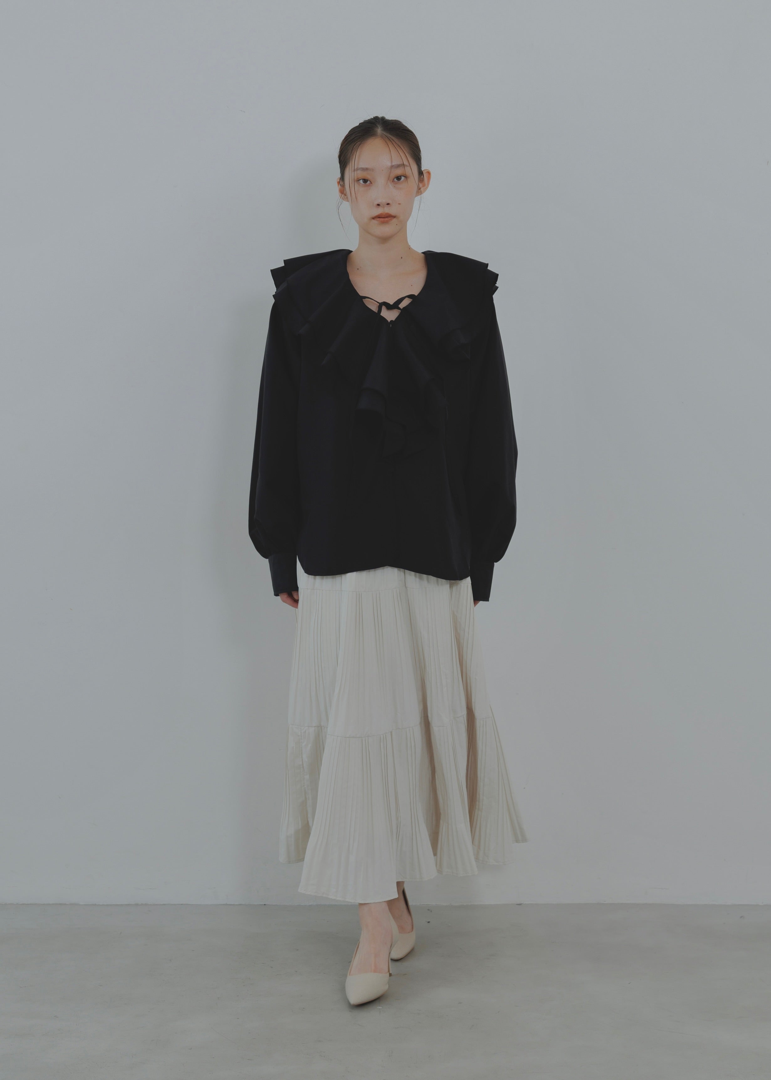 TIERED PLEATS SKIRT