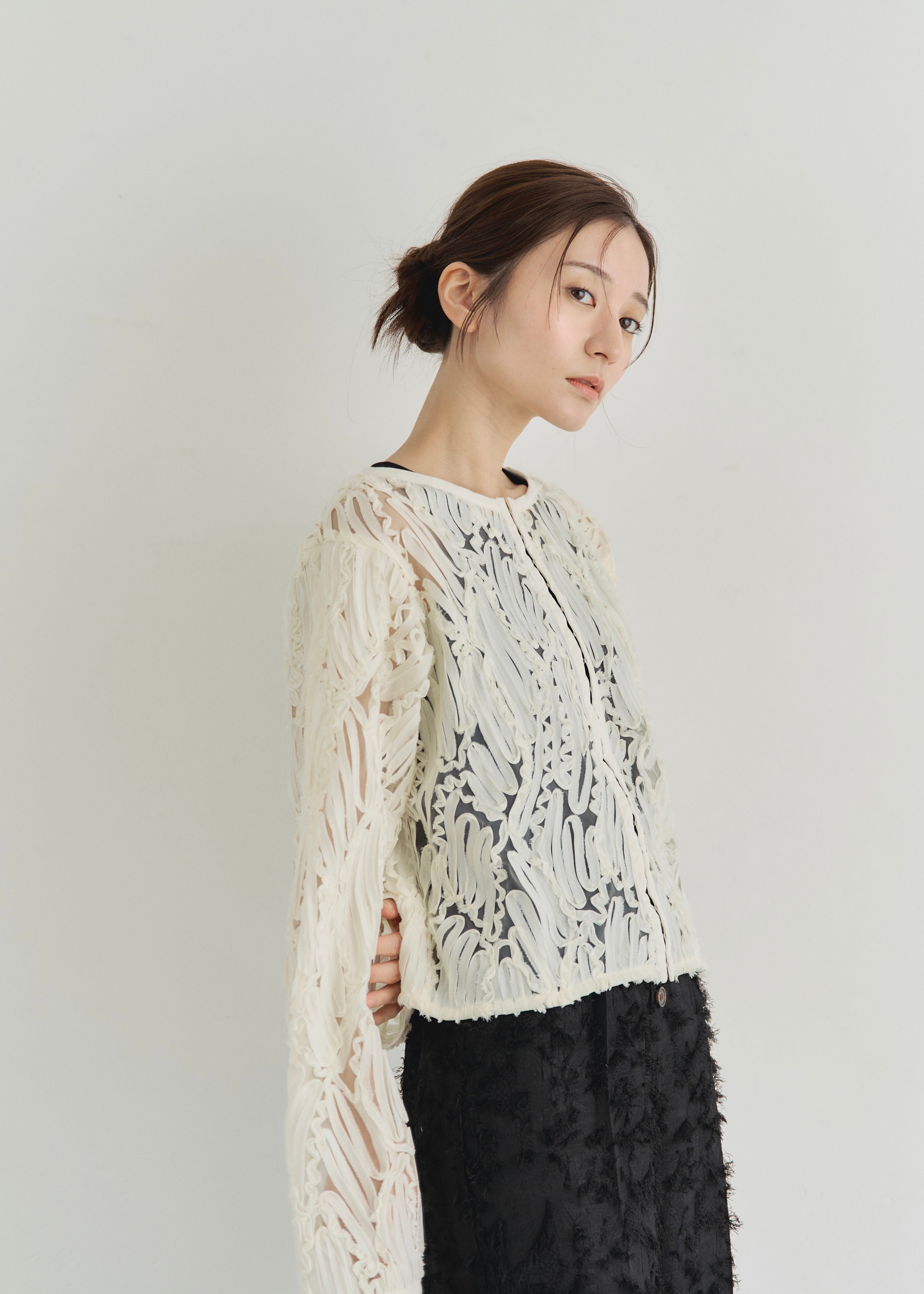 EMBROIDRED TULLE CARDIGAN