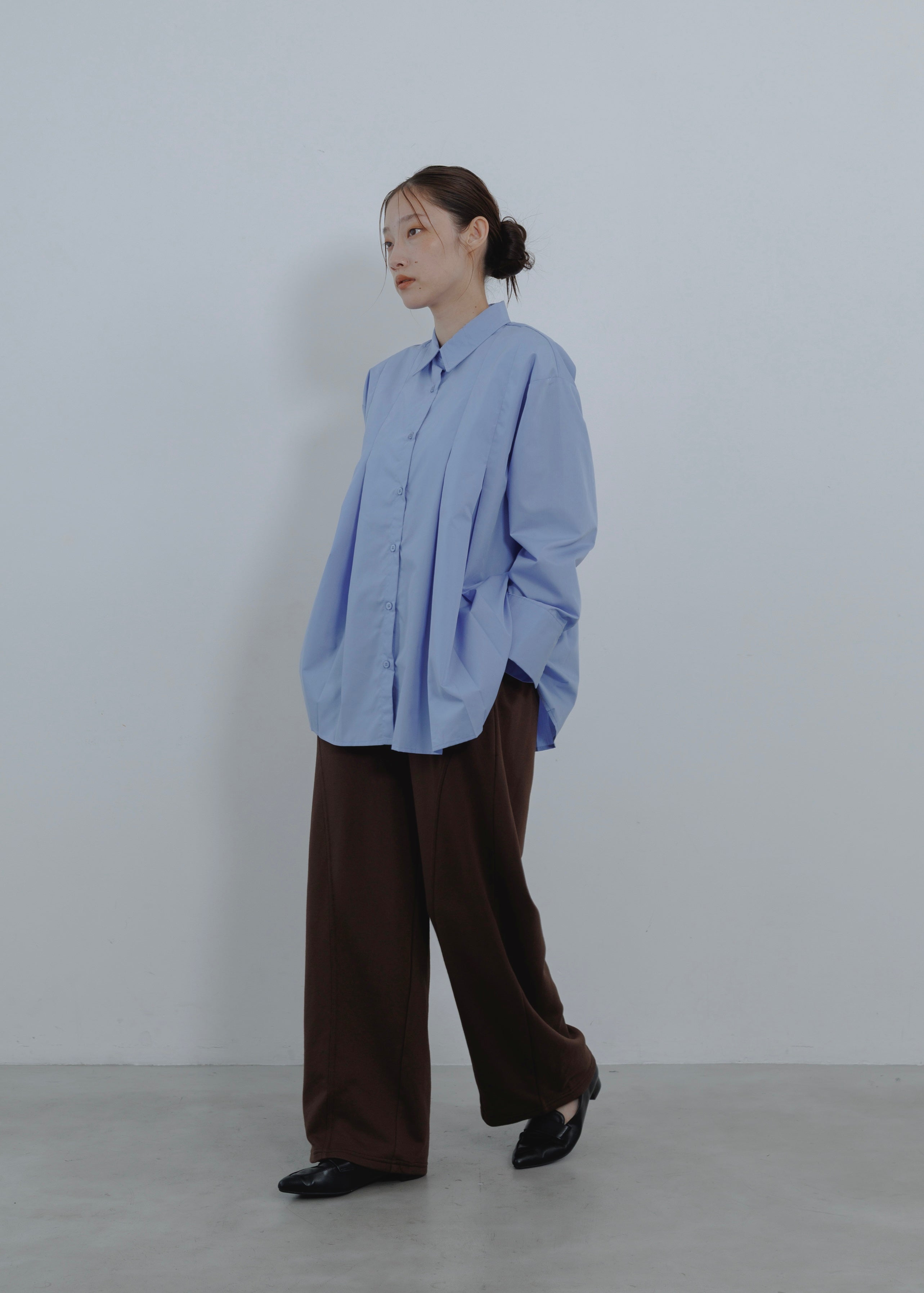 BROAD PLEATS SHIRT