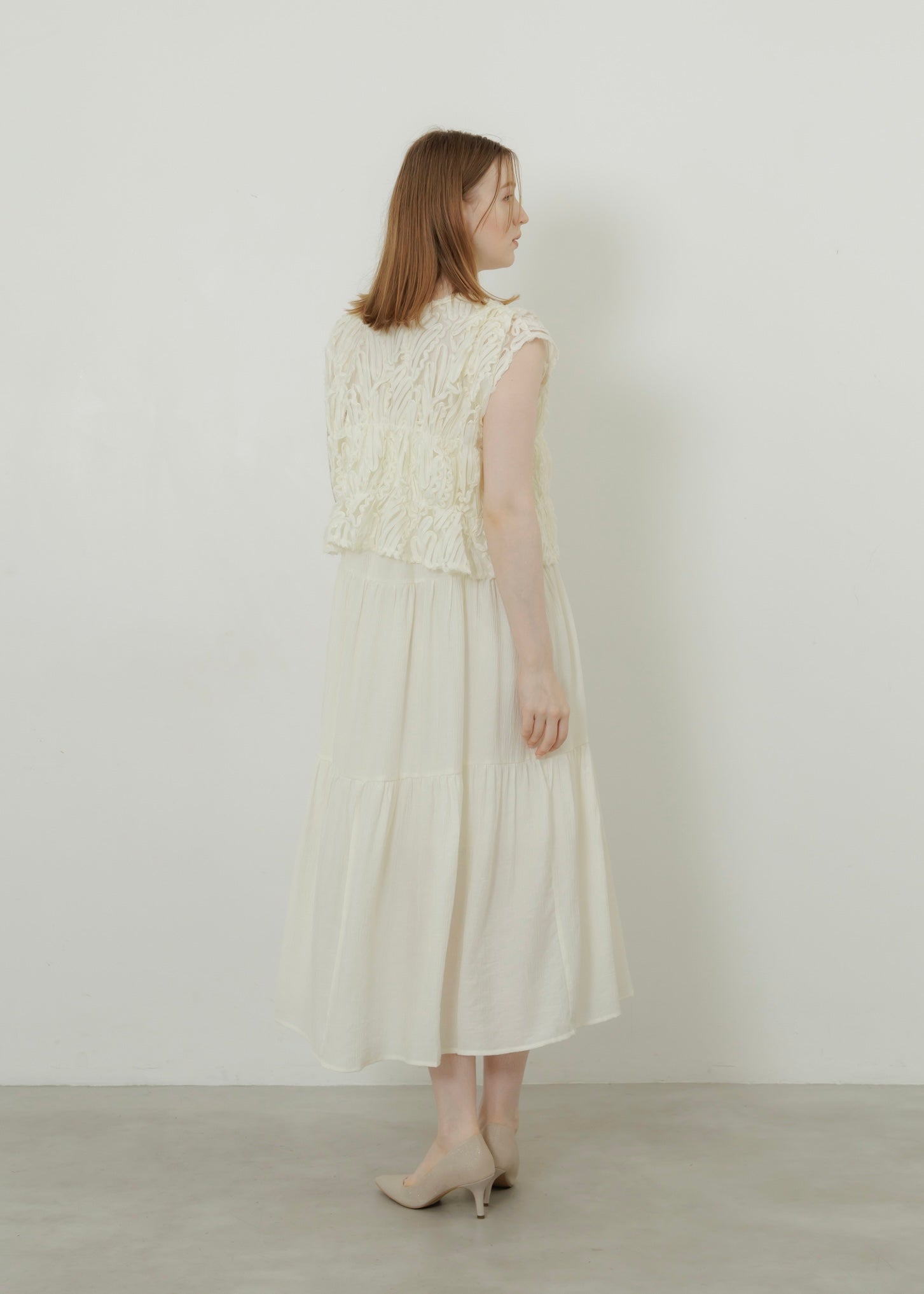 RIBBON LACE VEST