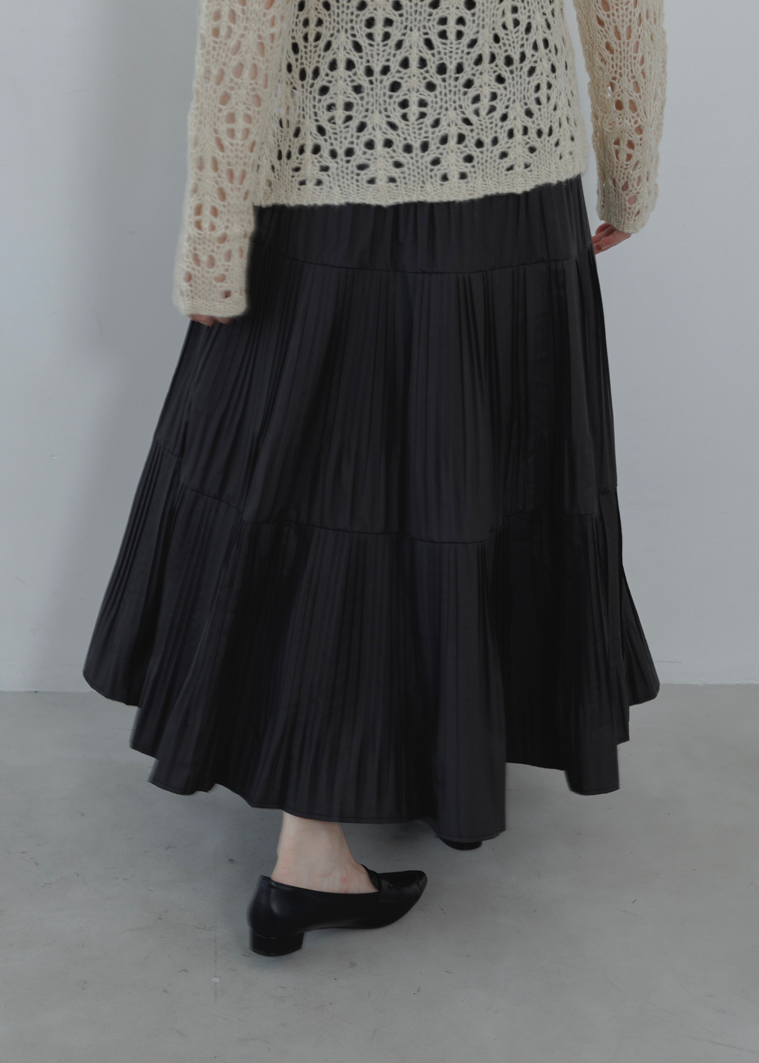 TIERED PLEATS SKIRT