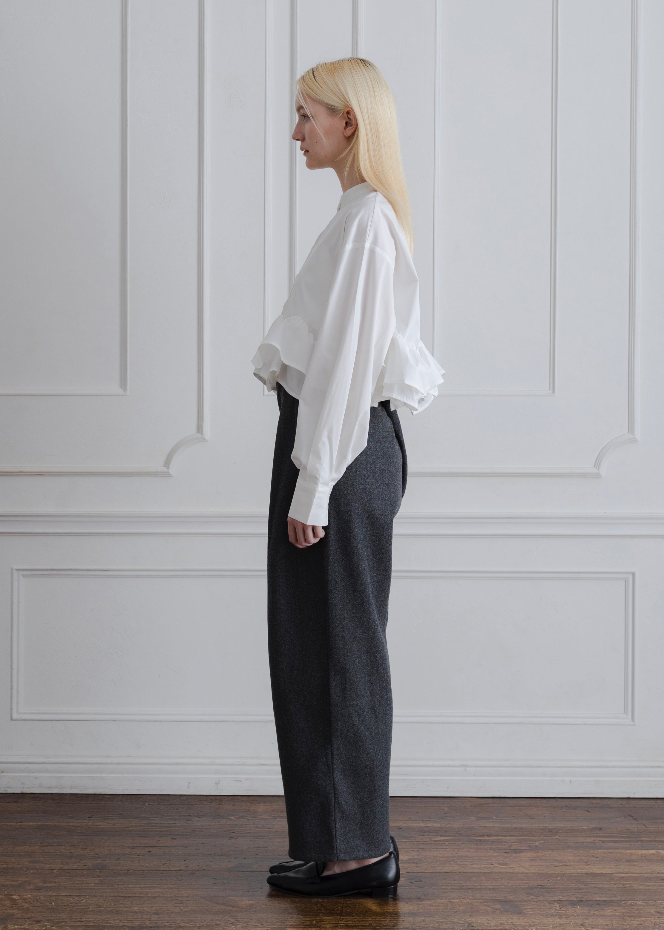 FRILL HEM BLOUSE