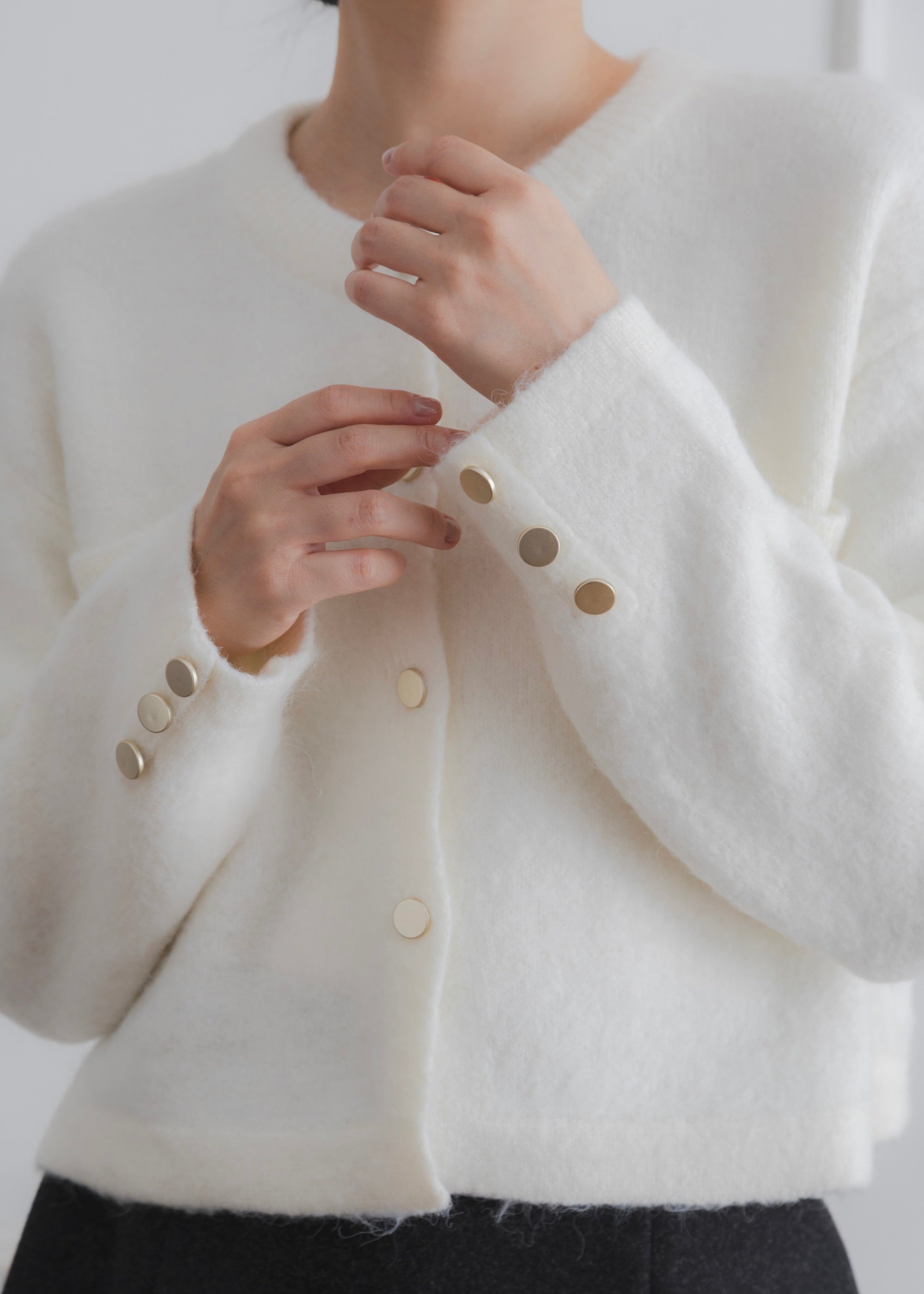 CROPPED SHAGGY CARDIGAN