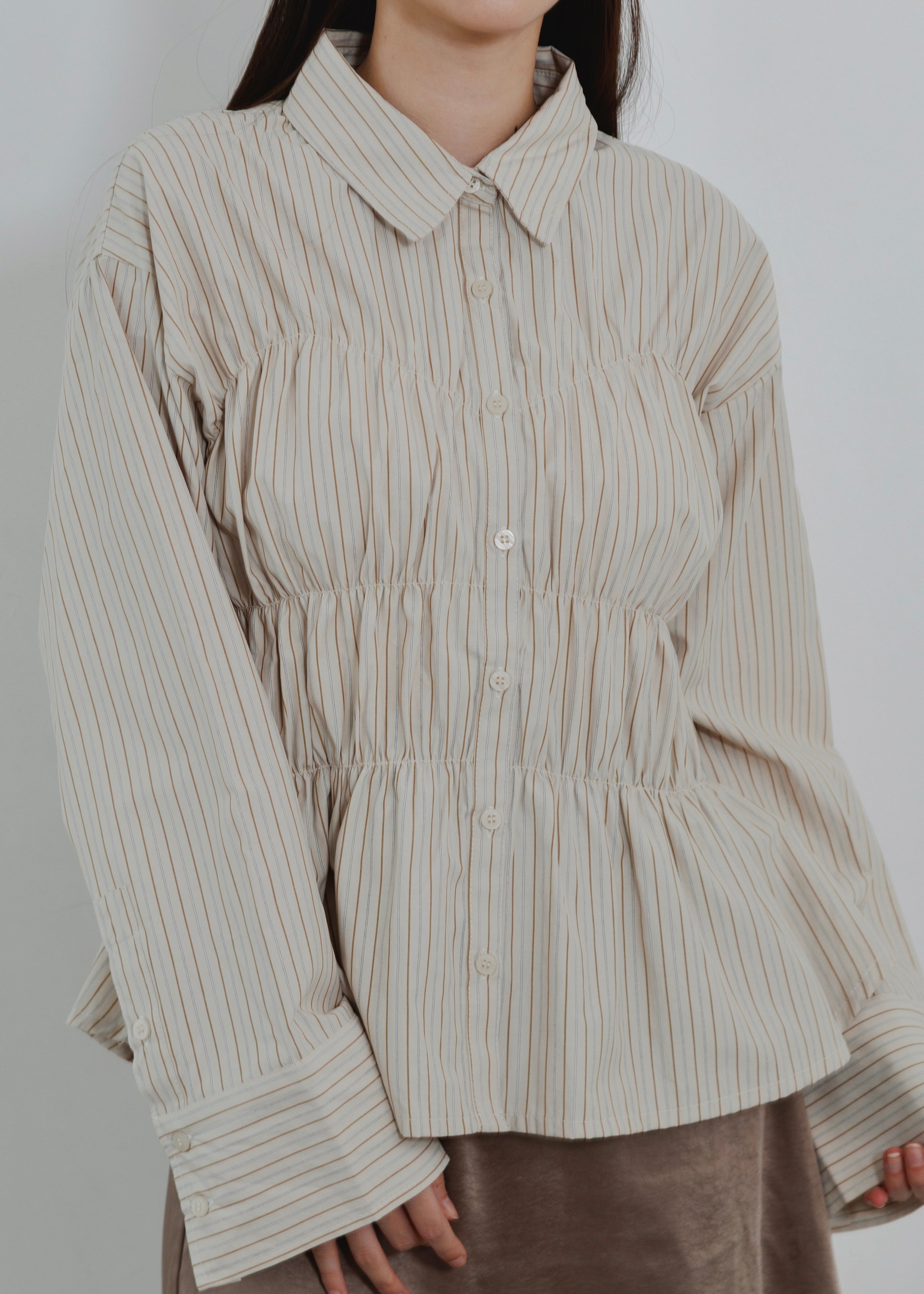STRIPE SHIRRING SHIRT