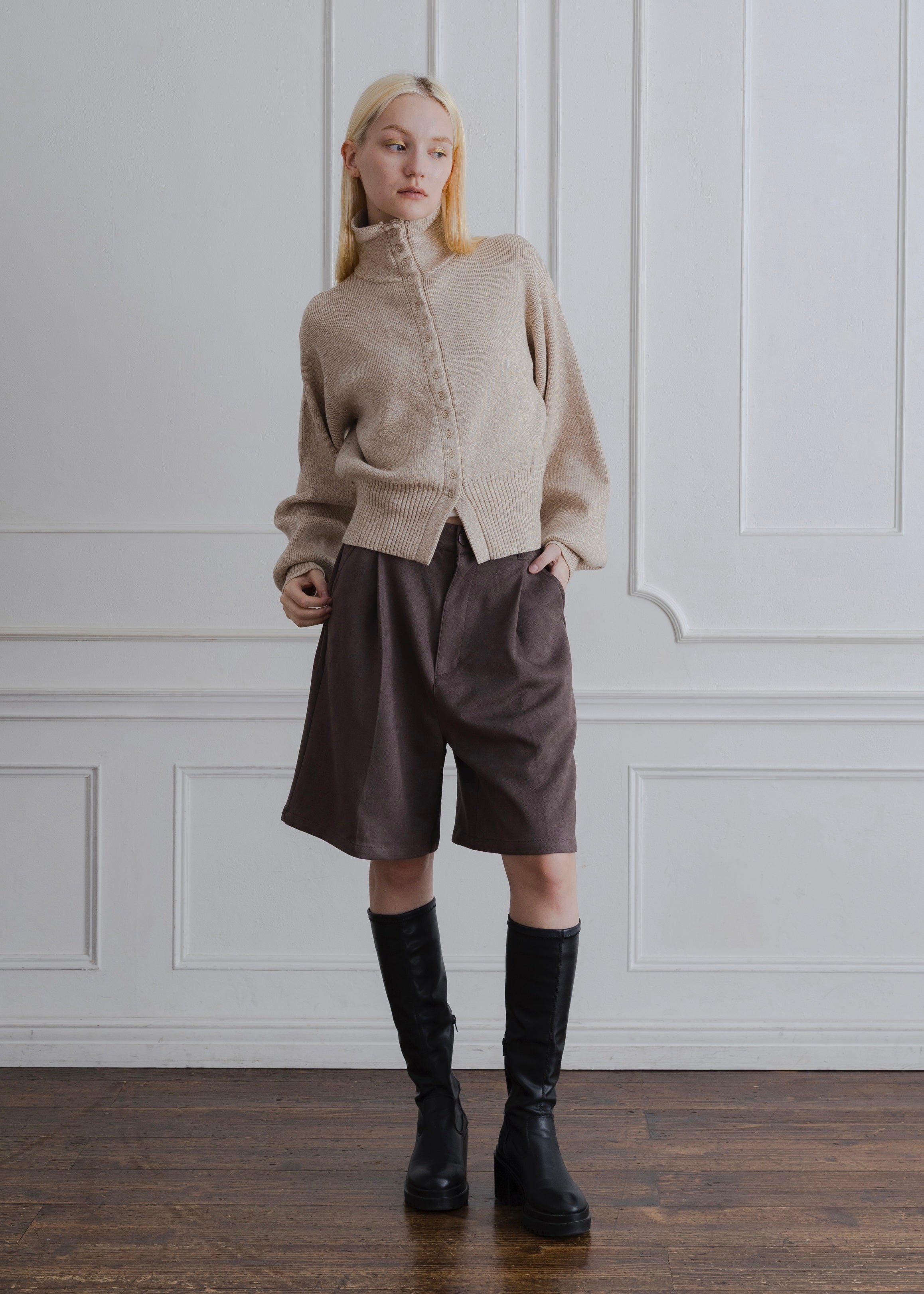HIGH NECK CARDIGAN