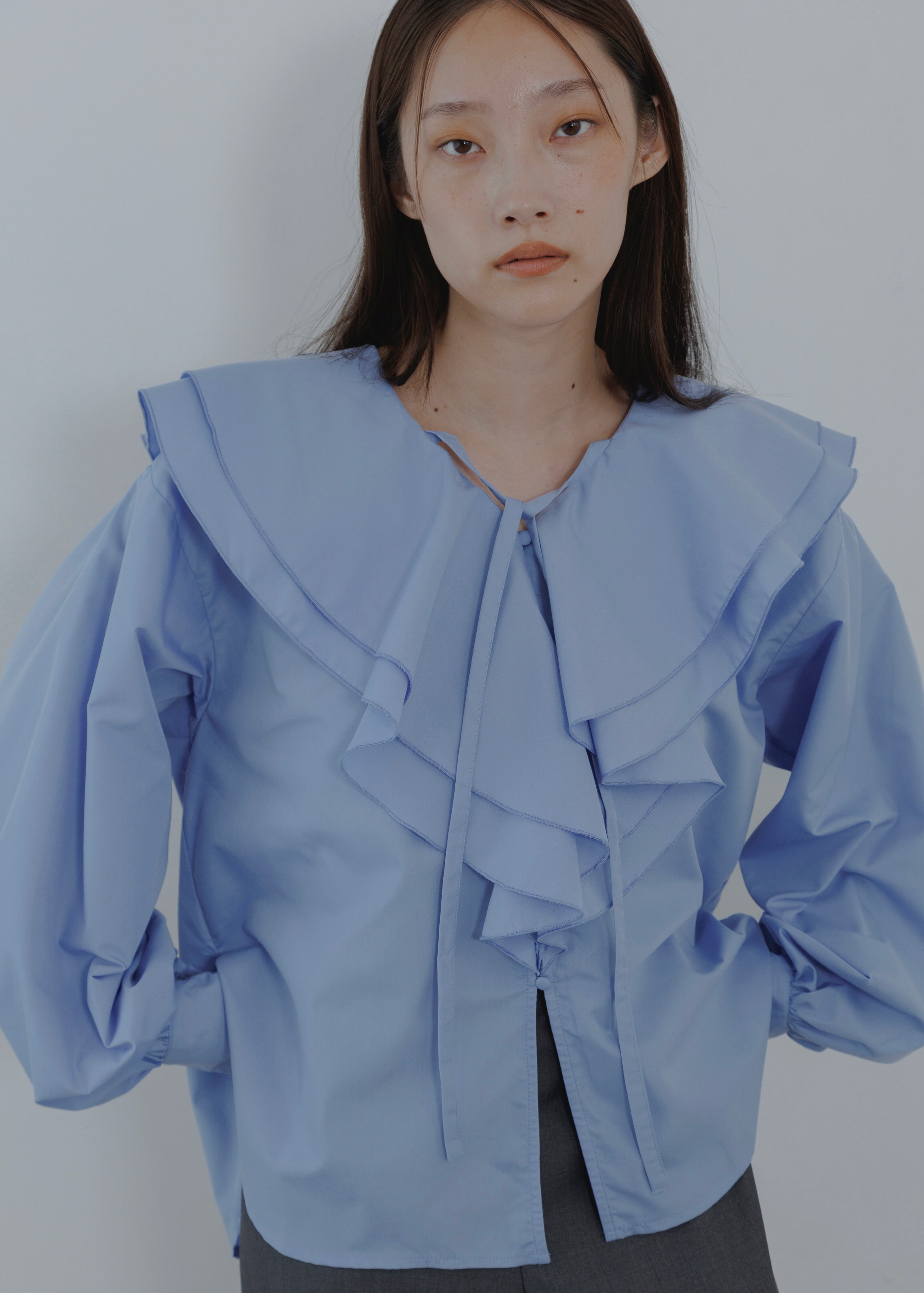 FRILL COLLAR SHIRT