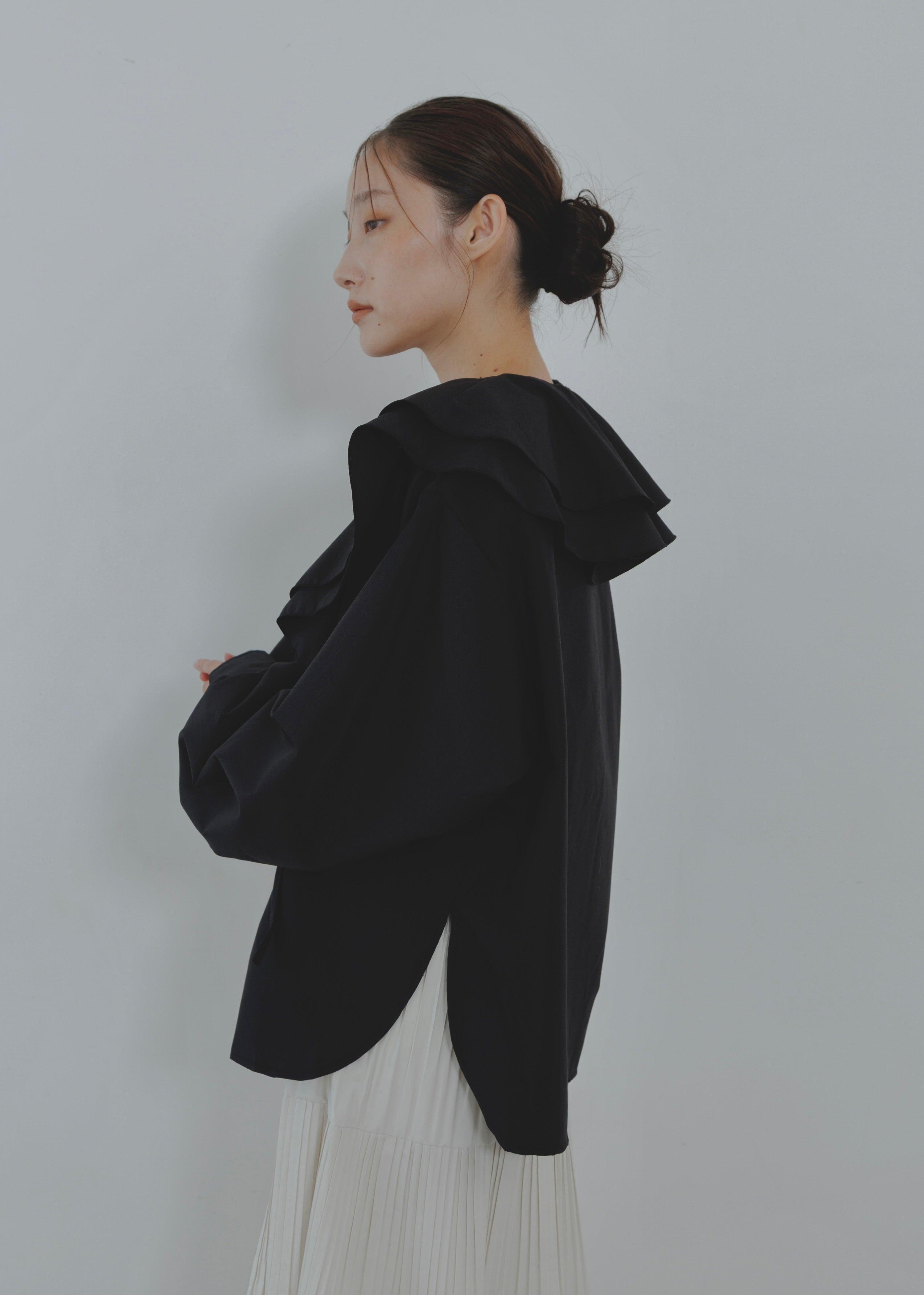 FRILL COLLAR SHIRT