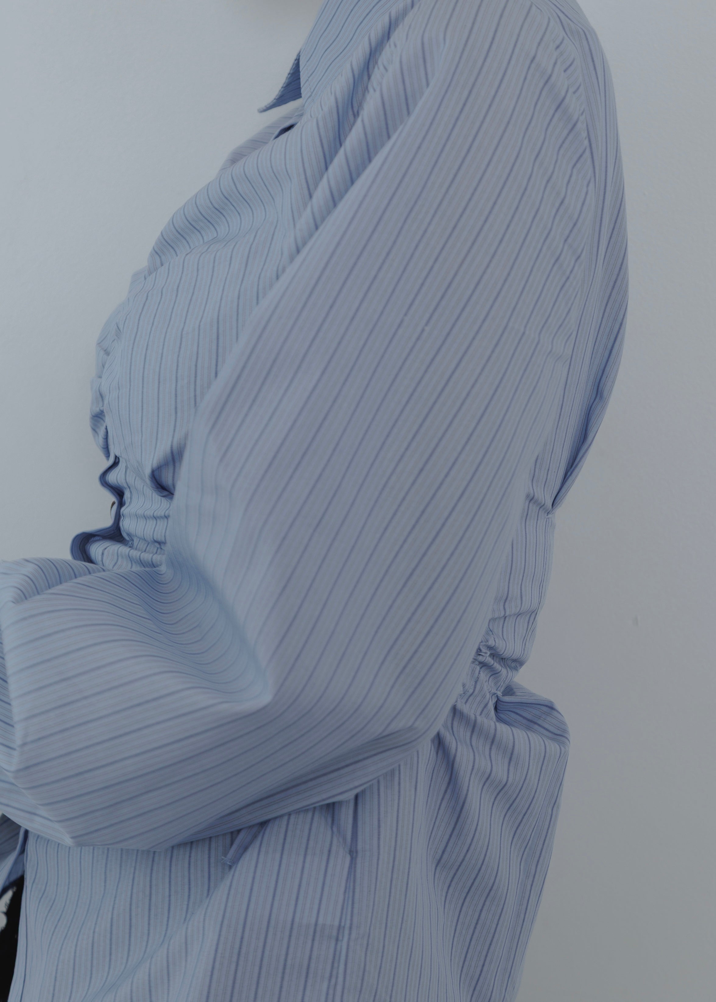 SIDE CUT SHIRT