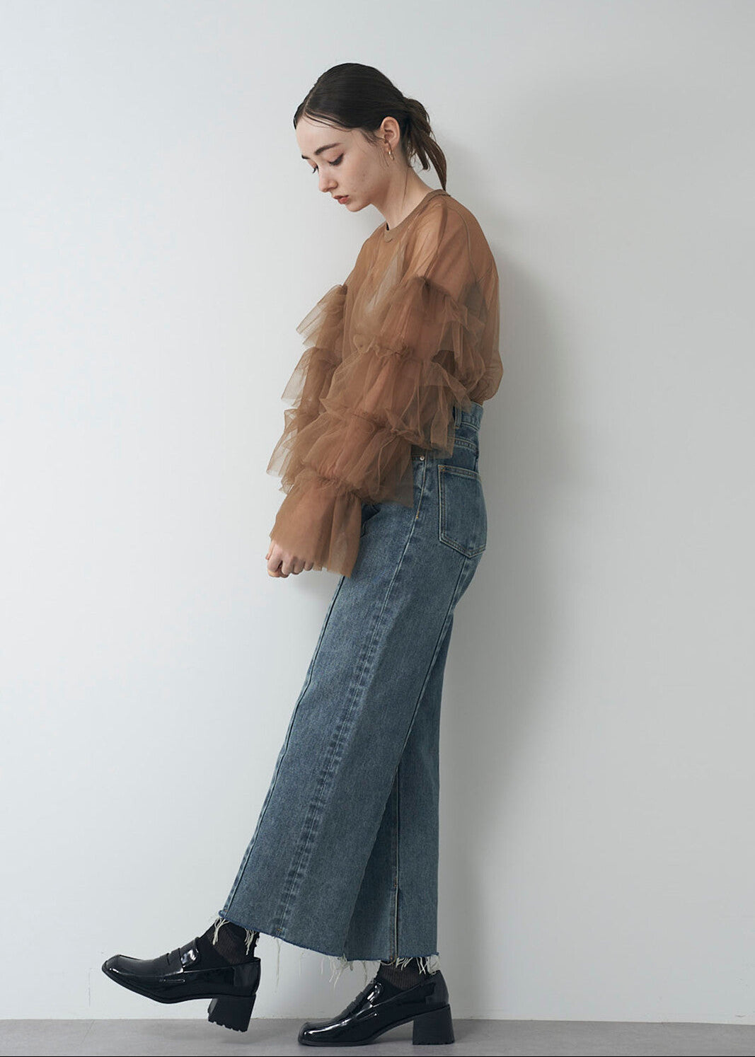 TULLE RUFFLE SLEEVE TOPS