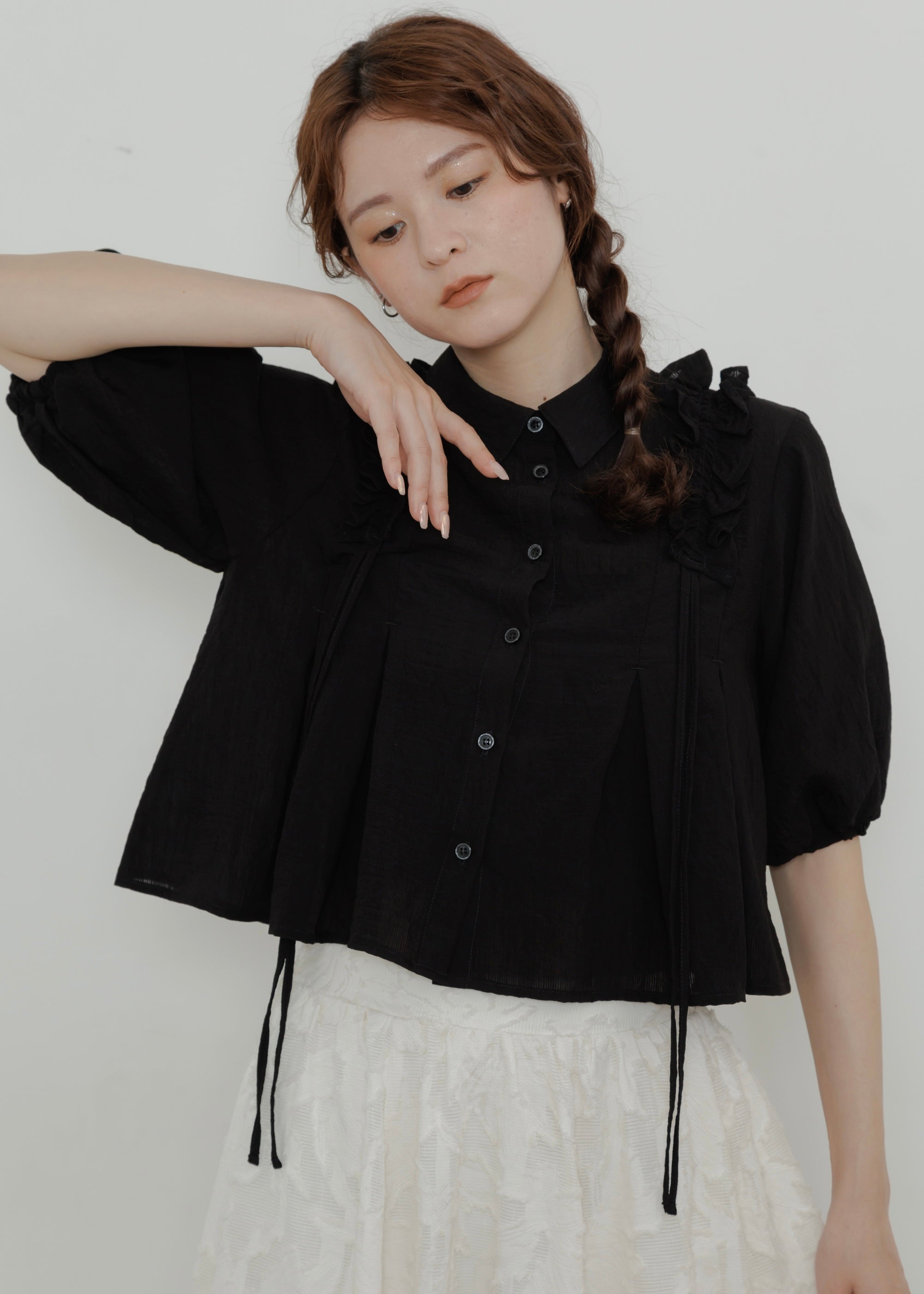 オーガOHGA 裾フリル半袖ブラウス FRILL BLOUSE 黒 2025年最新】ohga ブラウス フリルの人気アイテム - メルカリ