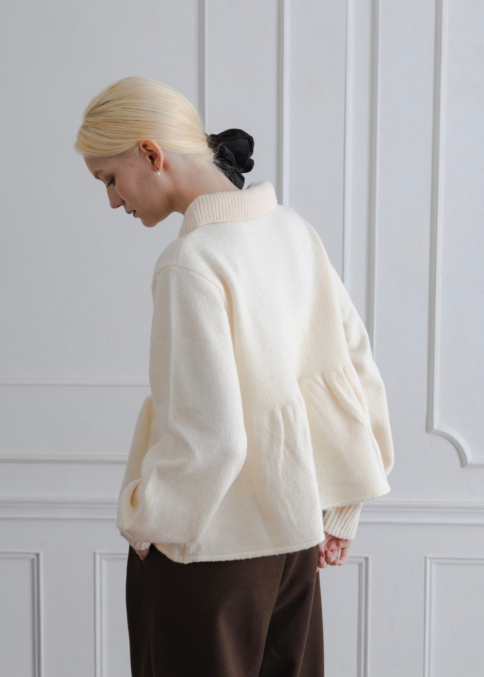 【 kkさま専用】HEVE Arch Peplum knit 新品heve Arch Peplum knit black - メルカリ