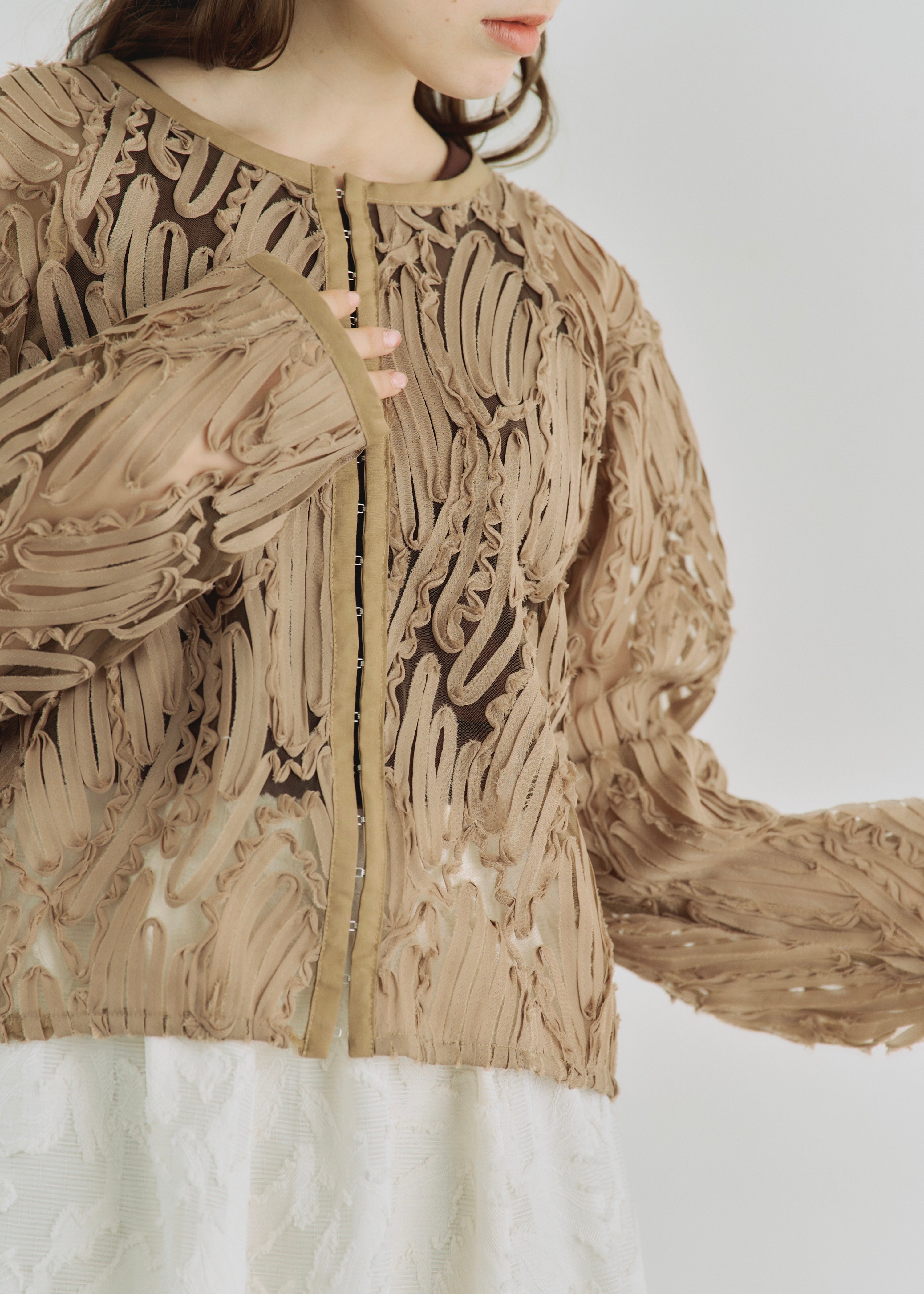 EMBROIDRED TULLE CARDIGAN