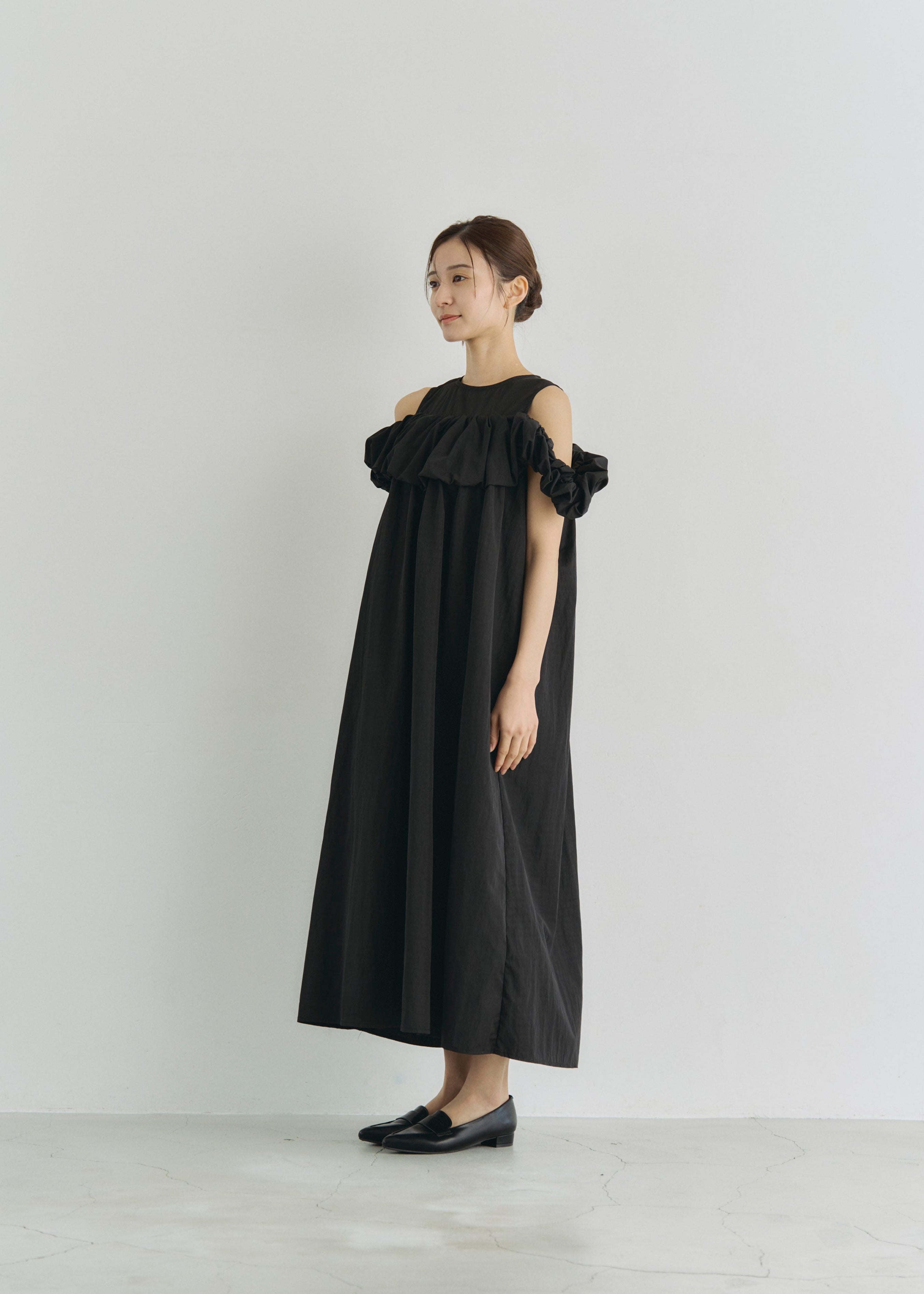 OFF SHOULDER DRESS