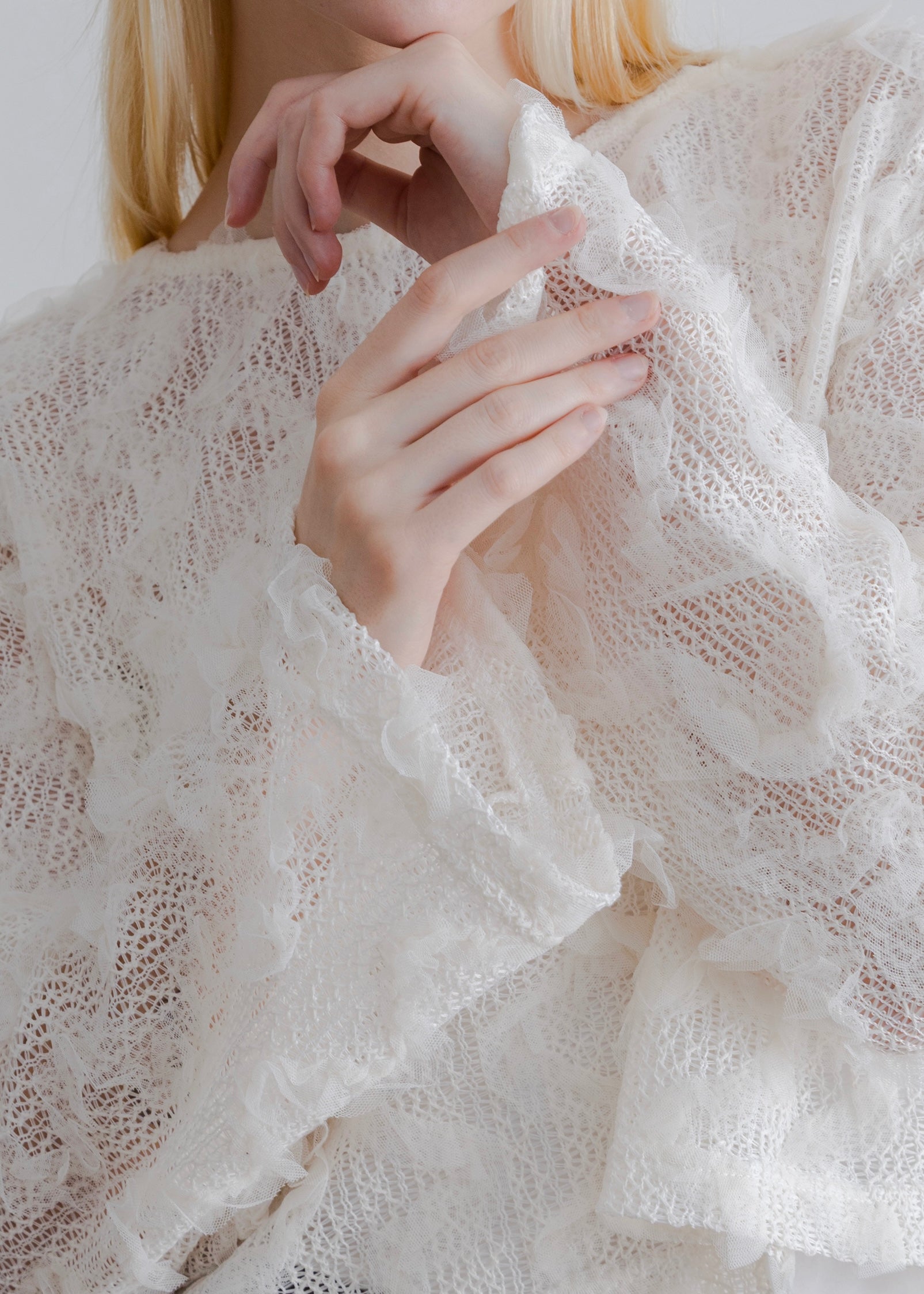 TULLE FRILL PULLOVER