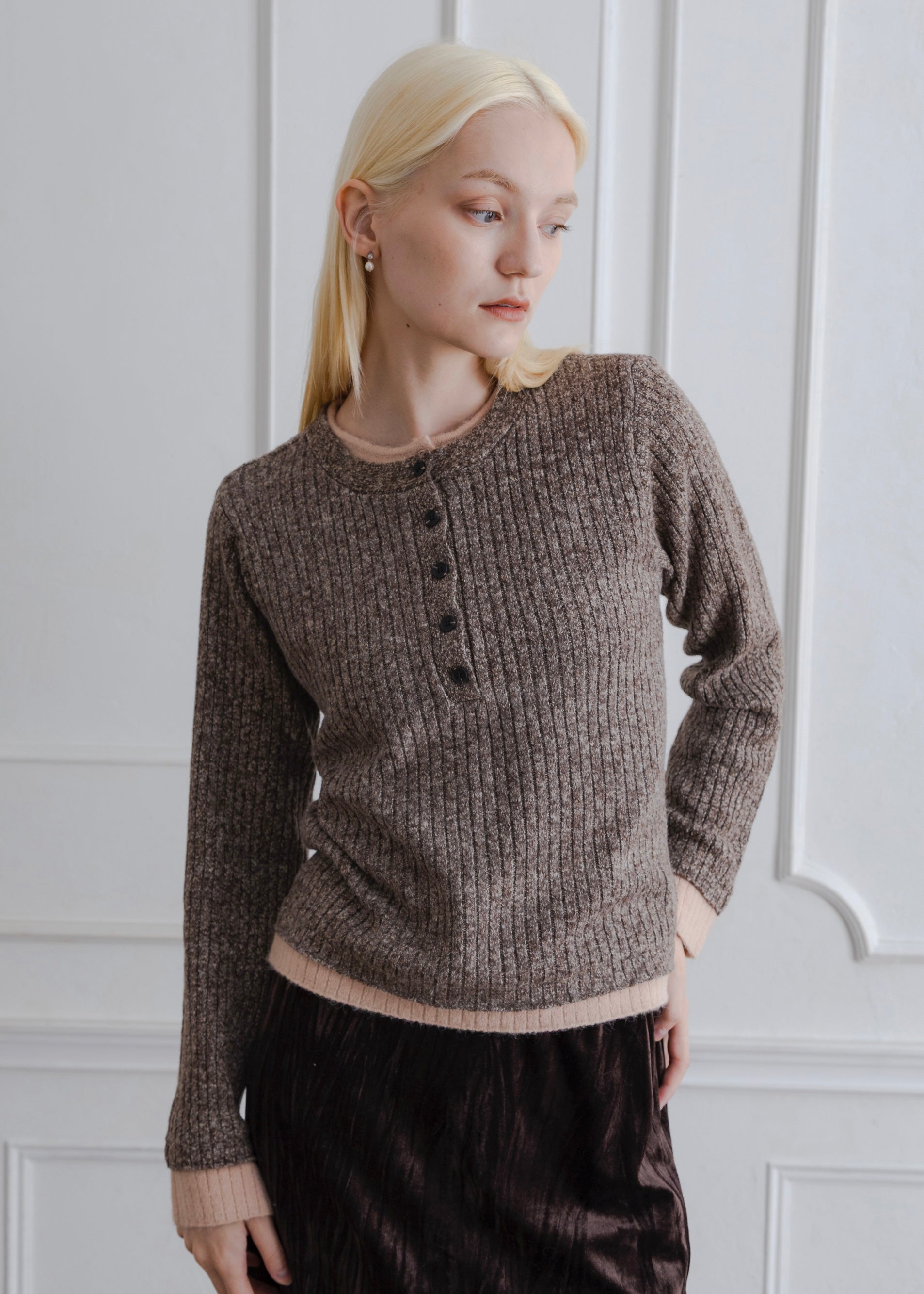 LAYERED MIX KNIT