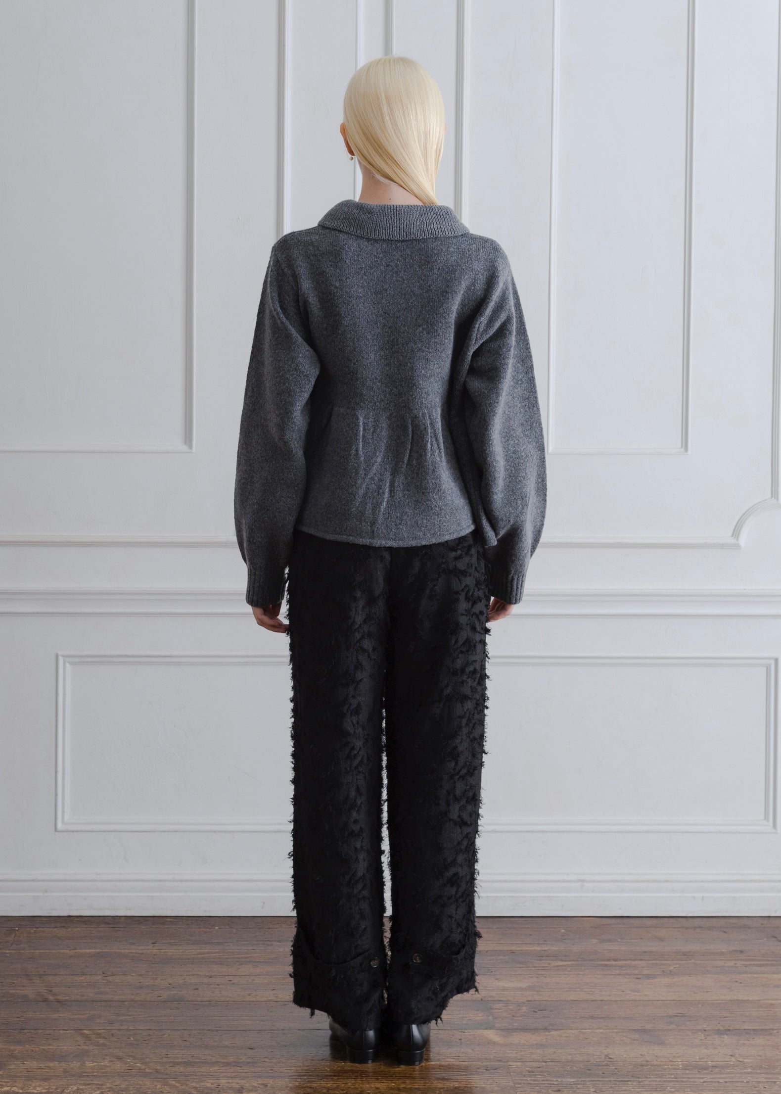 heve♡Arch Peplum knit、チャコール PEPLUM KNIT