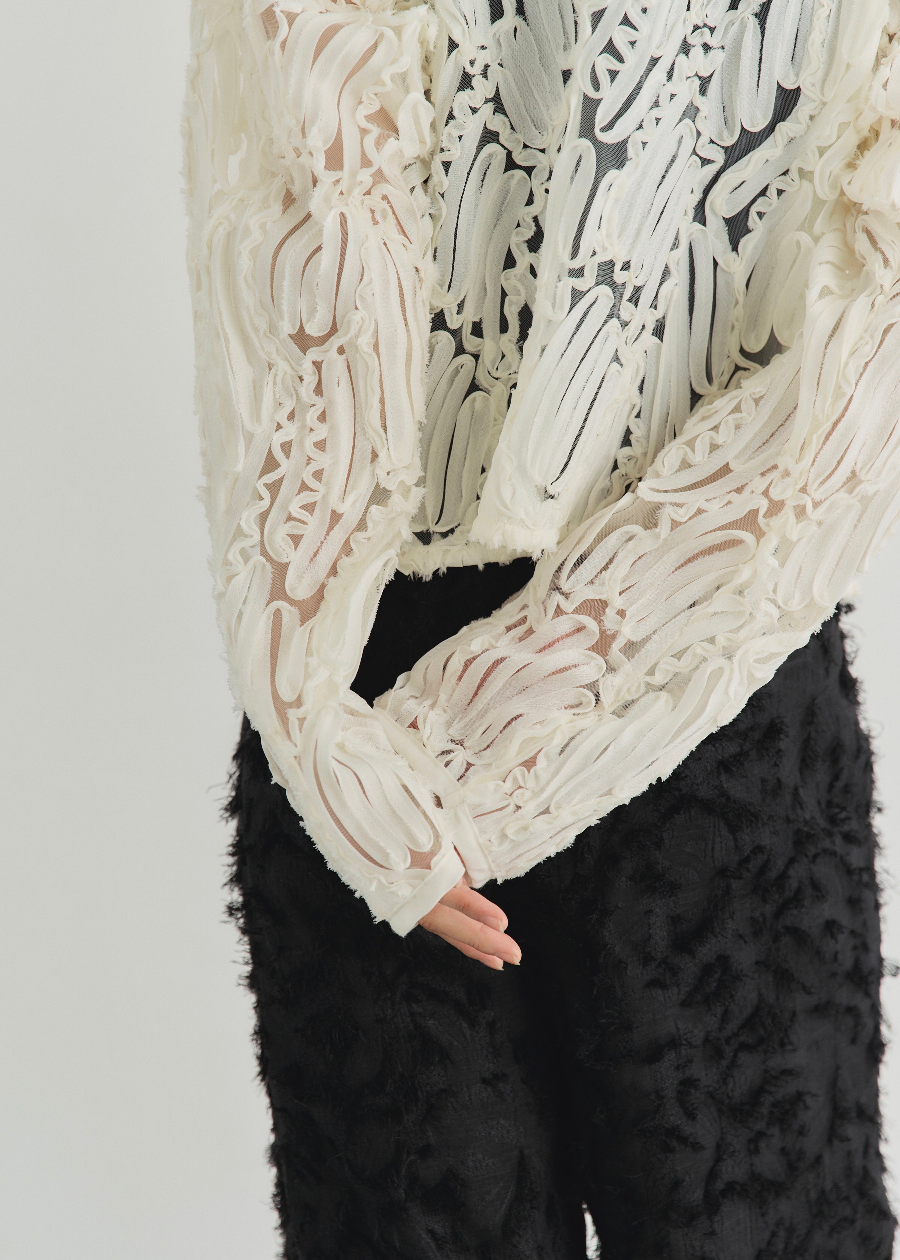 EMBROIDRED TULLE CARDIGAN