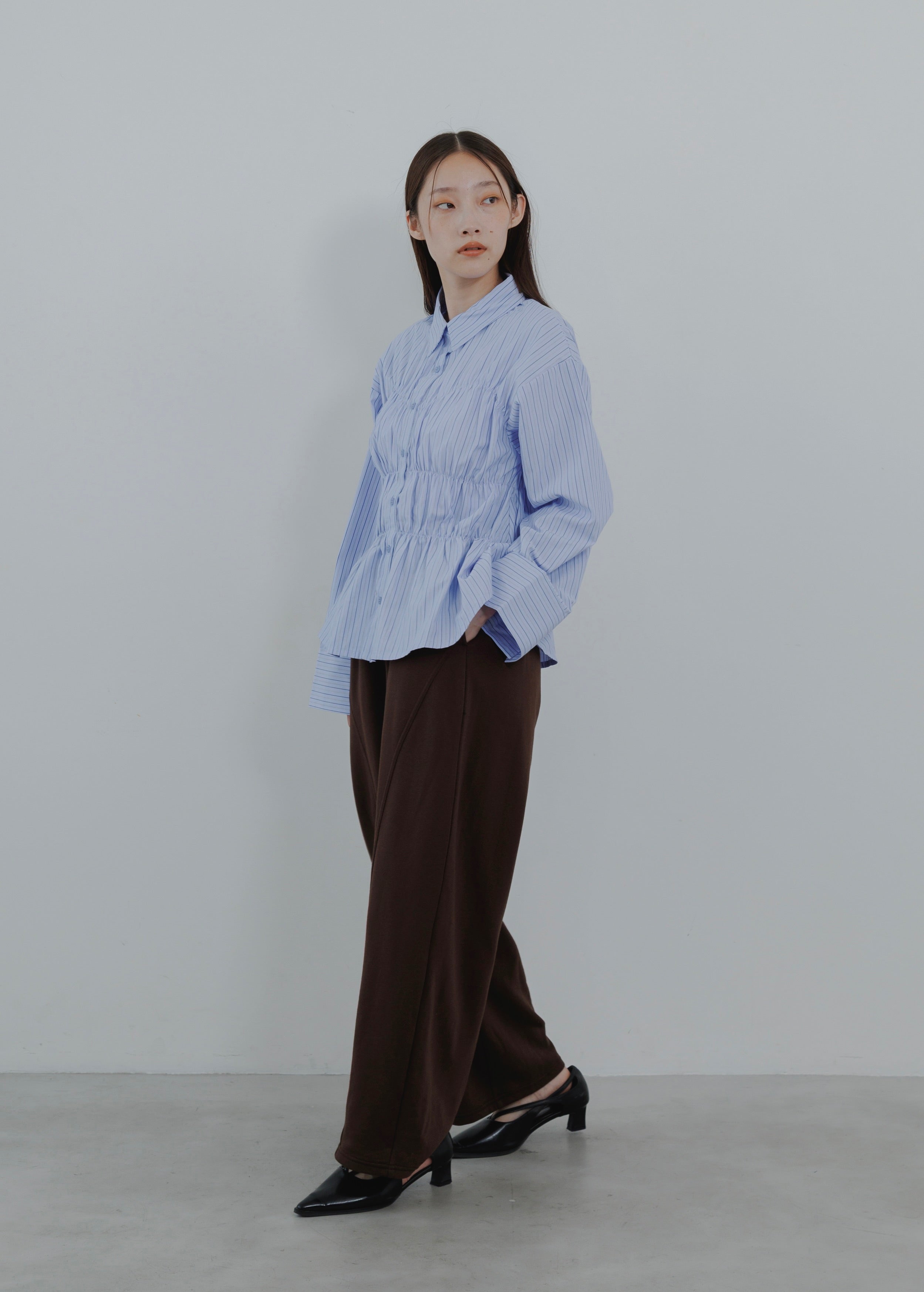 STRIPE SHIRRING SHIRT