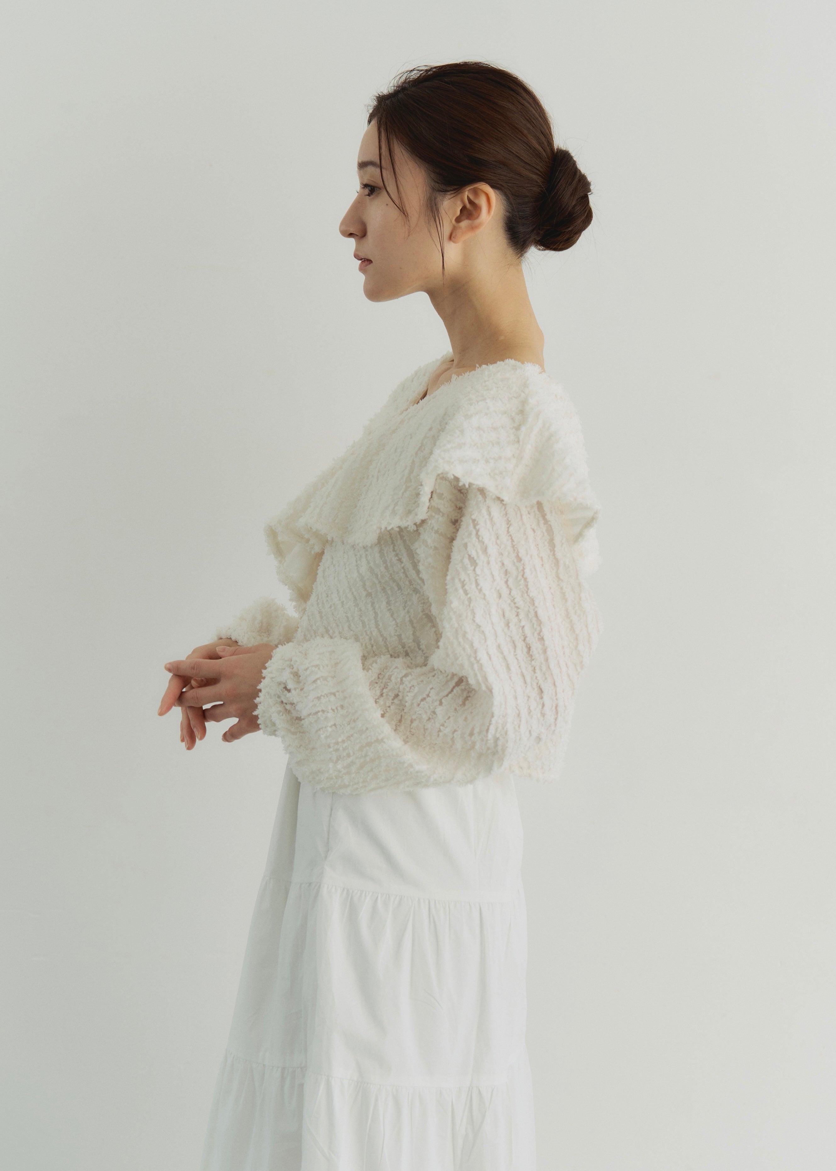 FRINGE CROPPED BLOUSE