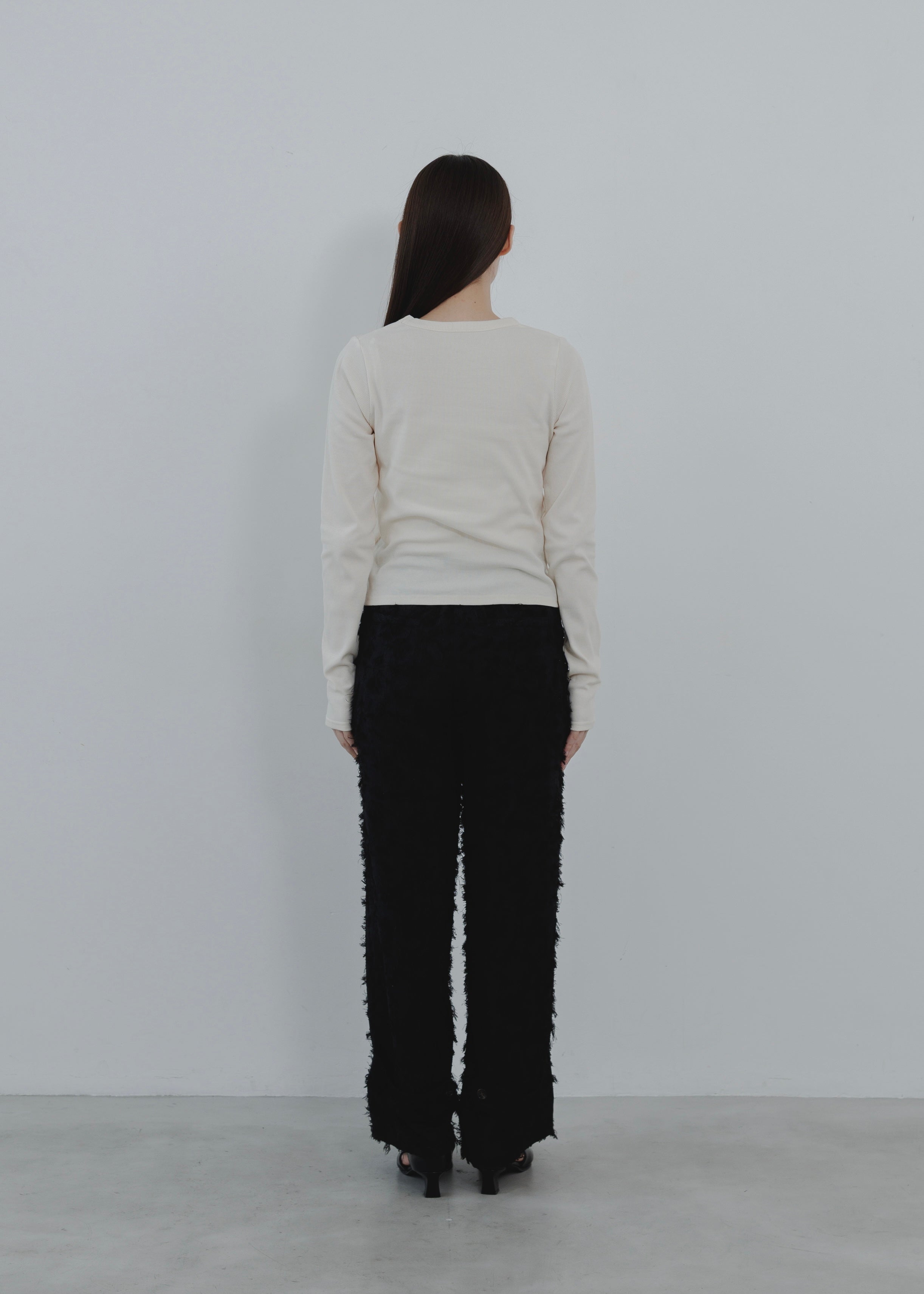 CUT OUT PULLOVER