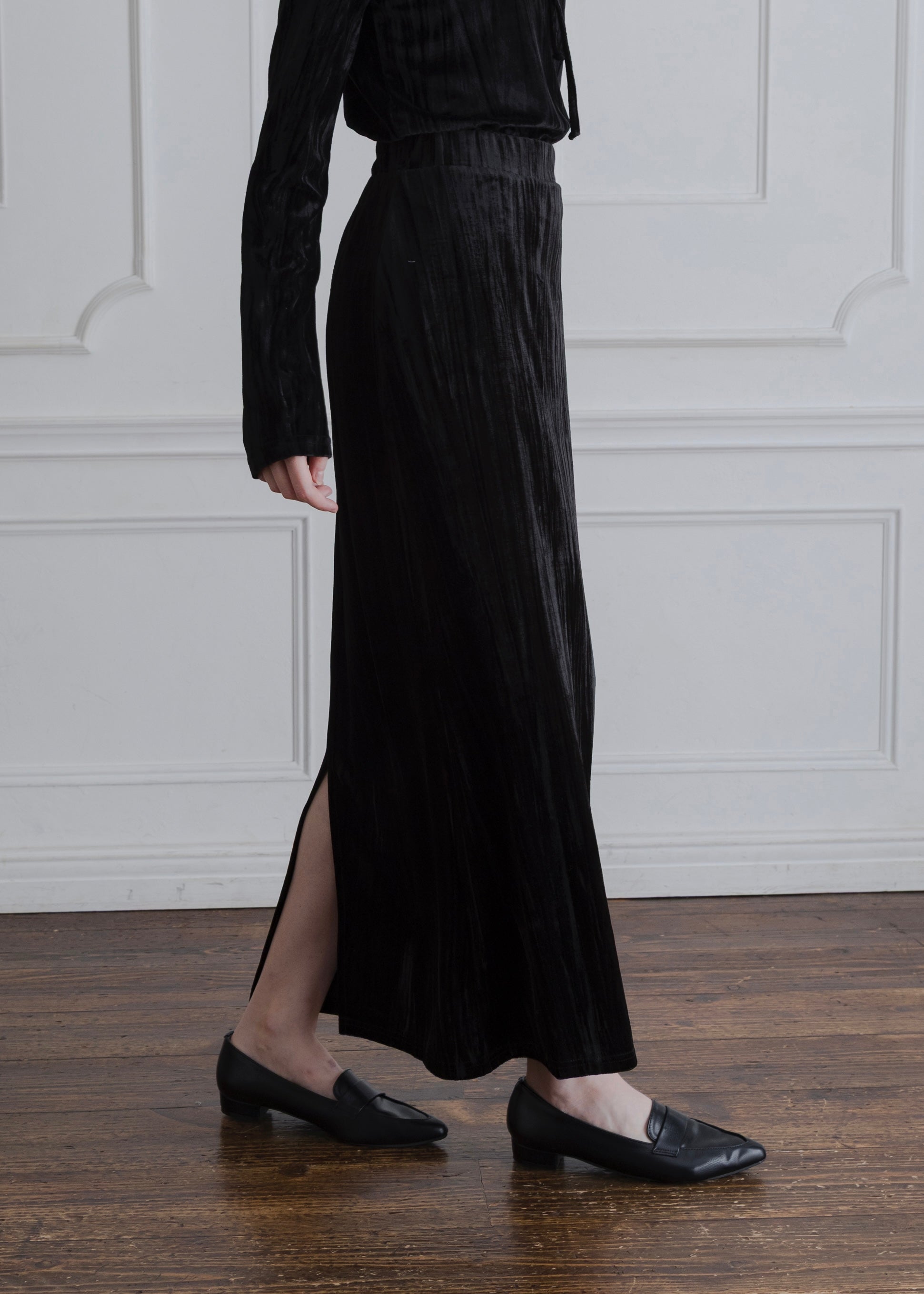 CRUSH VELOUR SKIRT