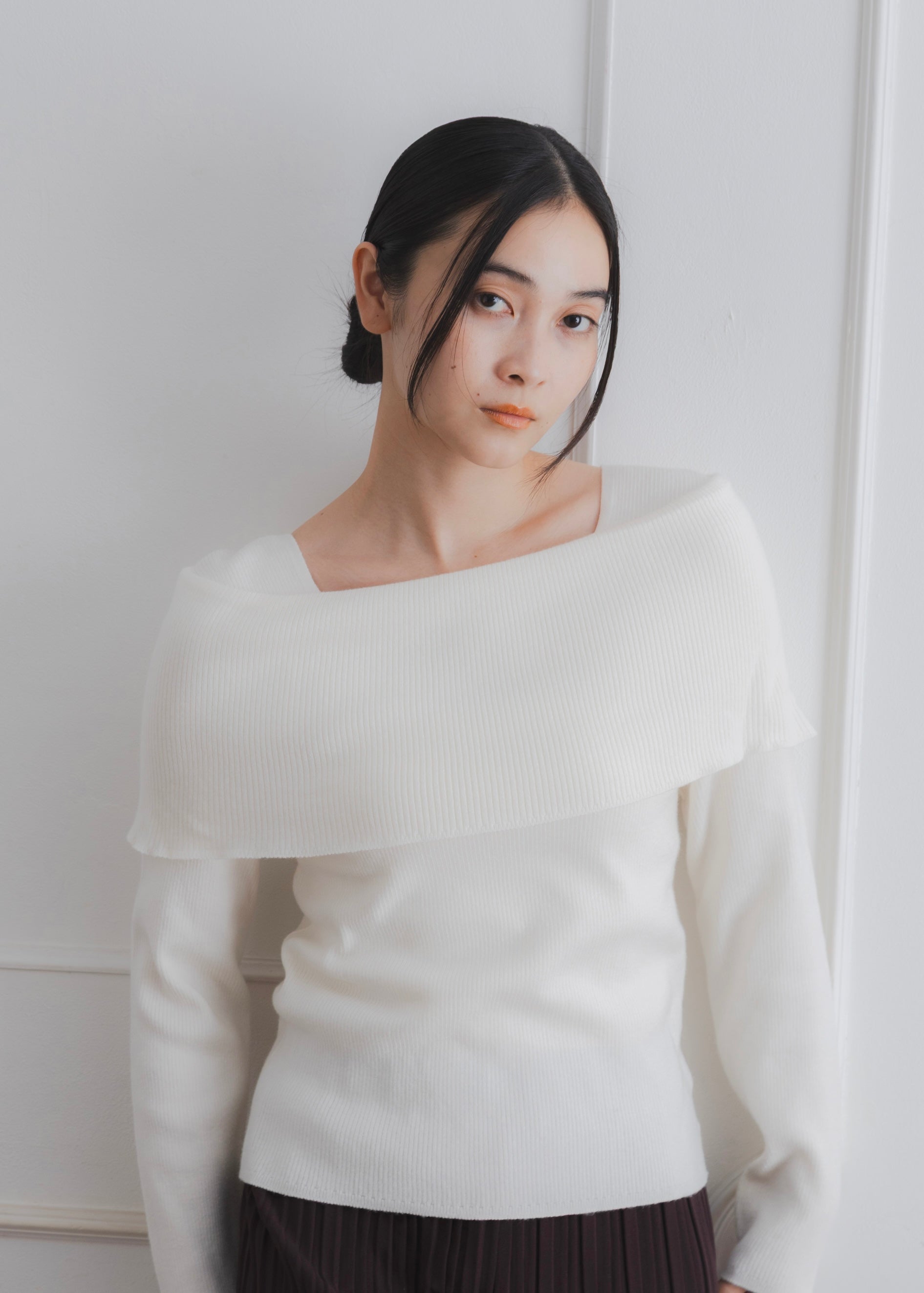 OFF SHOULDER KNIT TOP