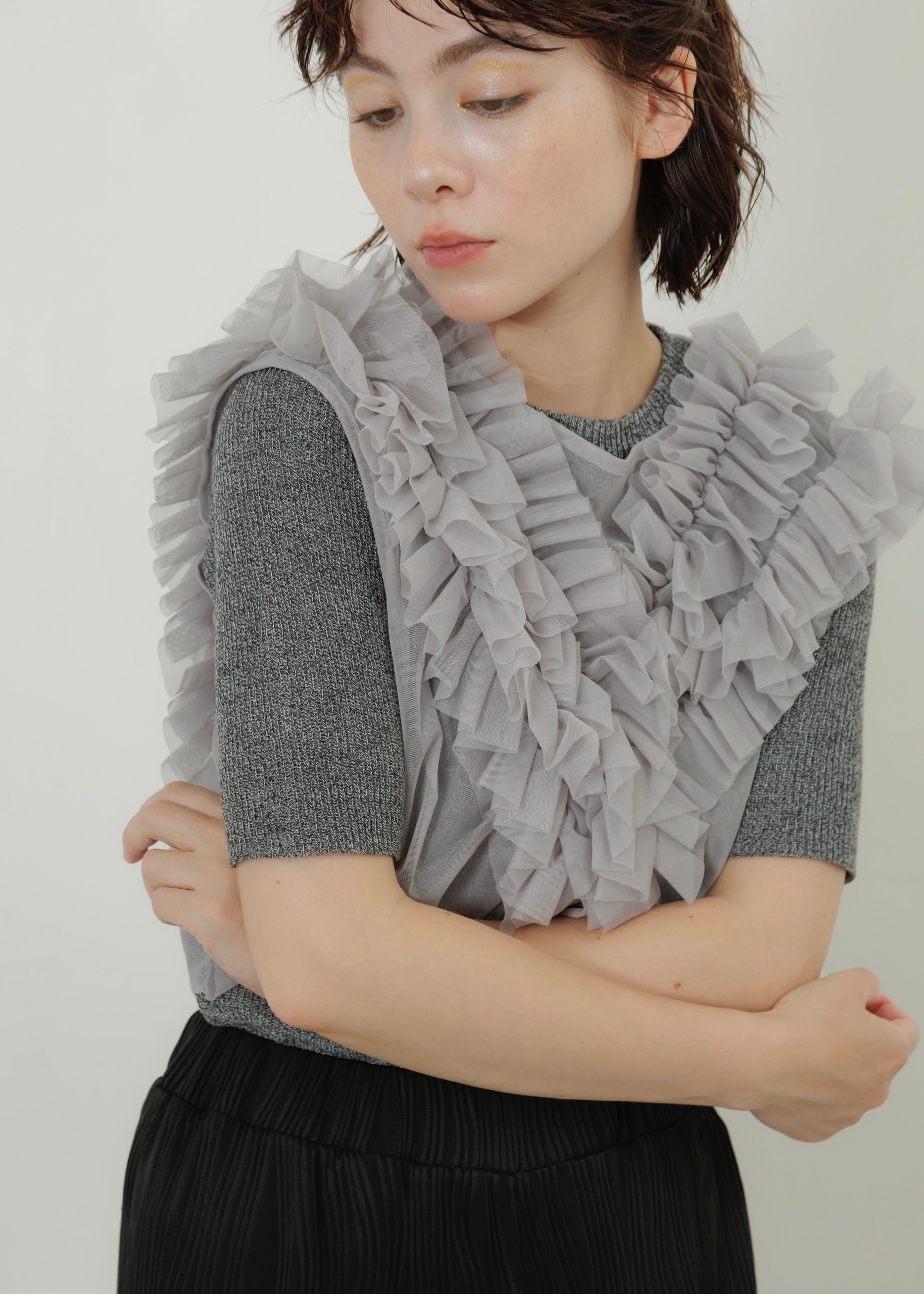 TULLE FRILL VEST
