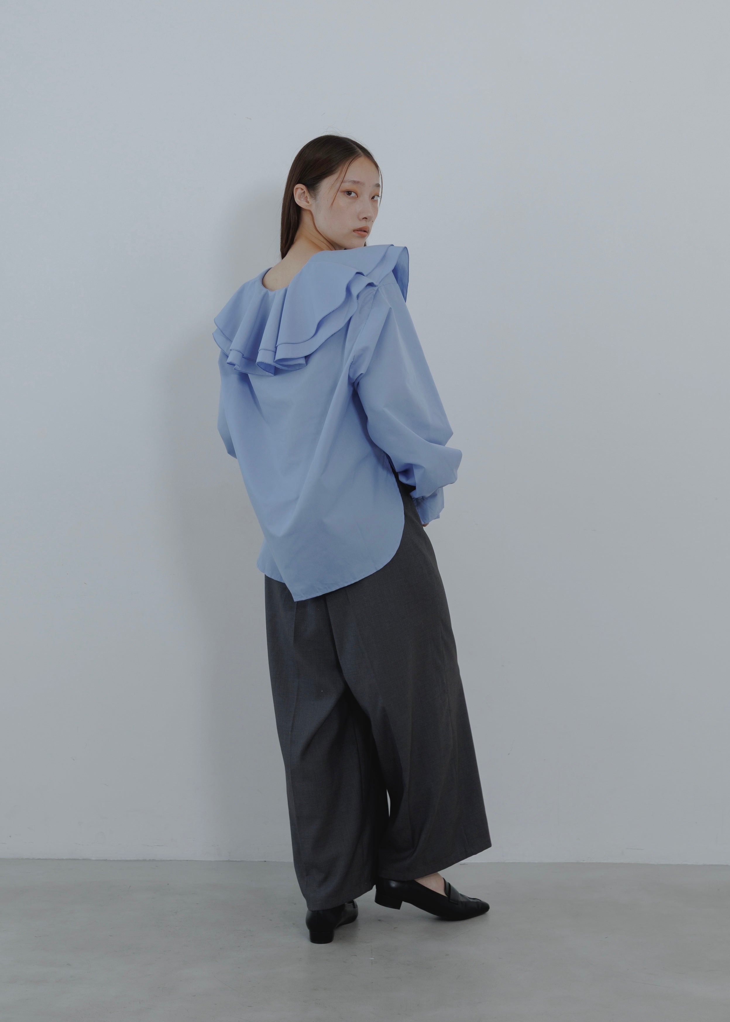 FRILL COLLAR SHIRT