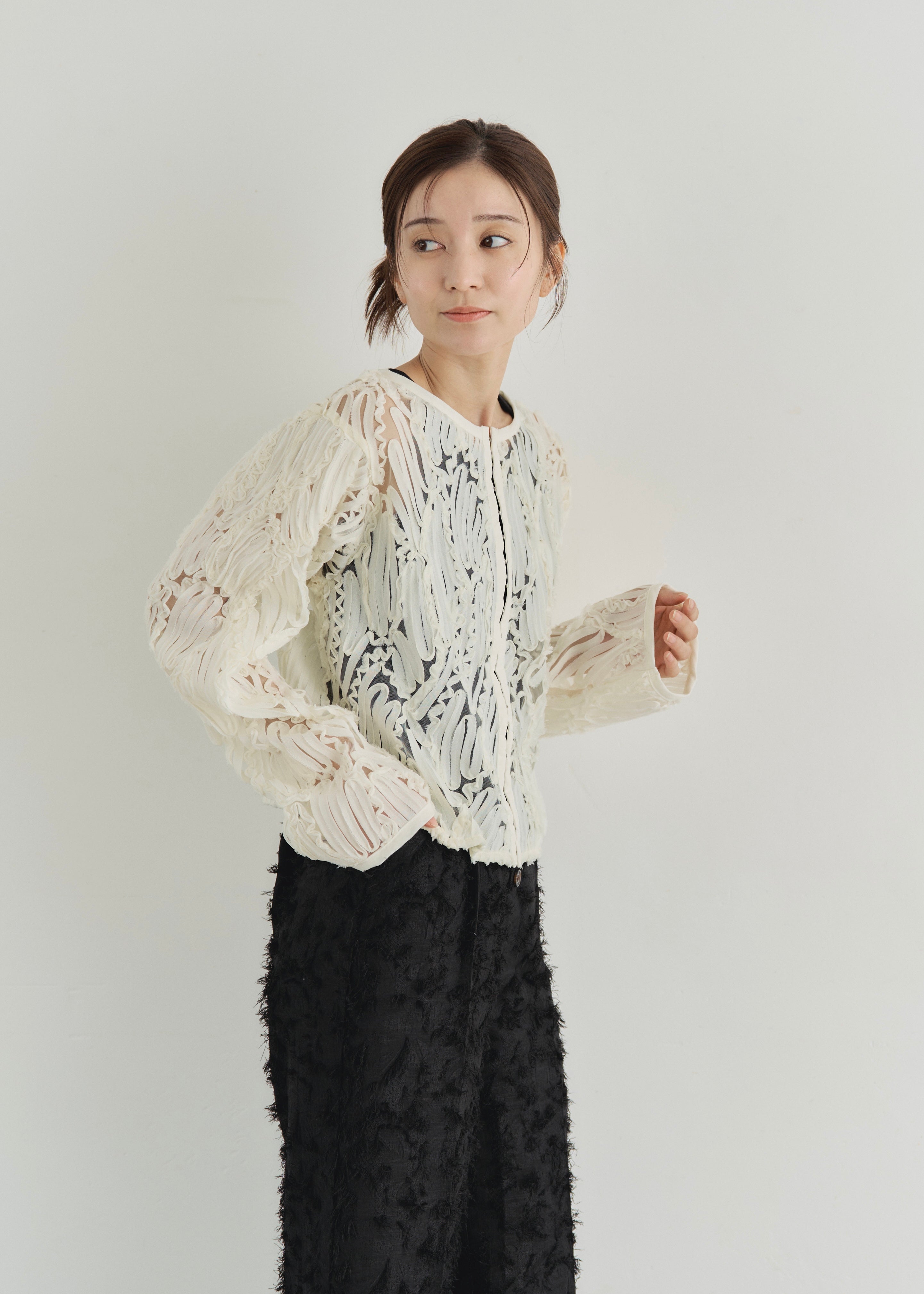 EMBROIDRED TULLE CARDIGAN